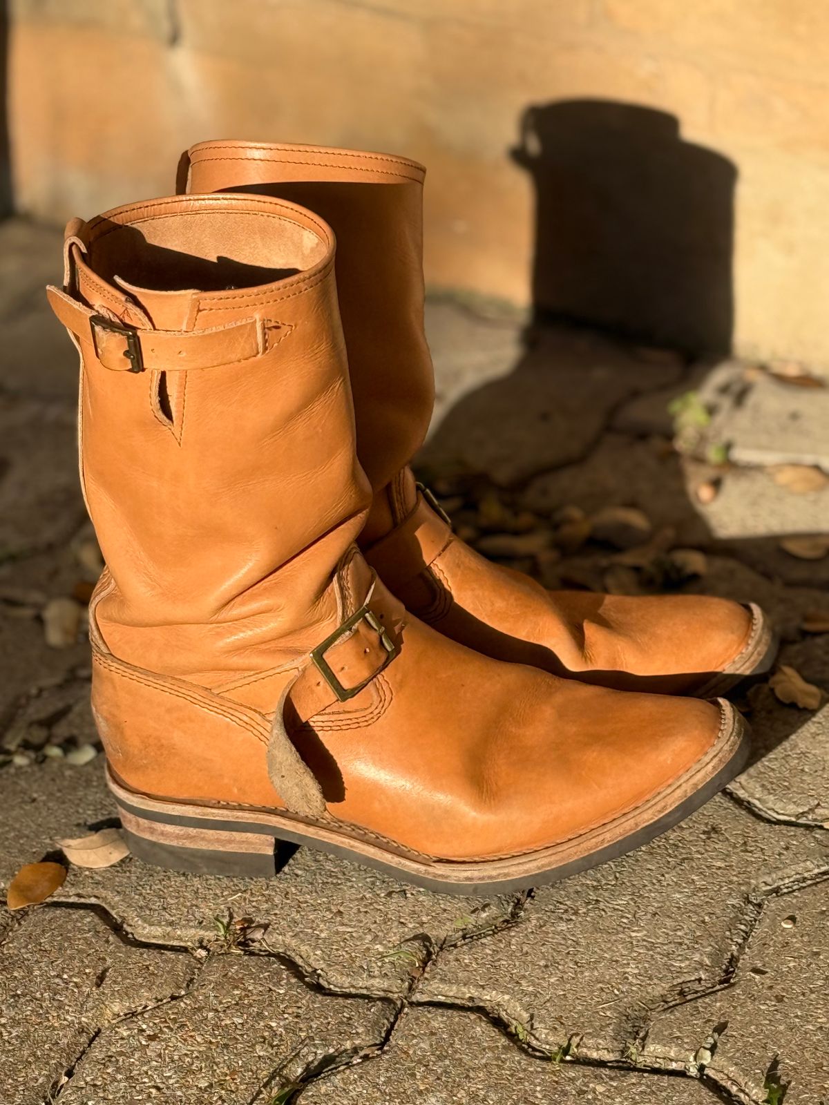 Photo by adriankgonzales on November 1, 2025 of the Wesco x S&S Van Cleef III in Unknown Natural Veg Tan.
