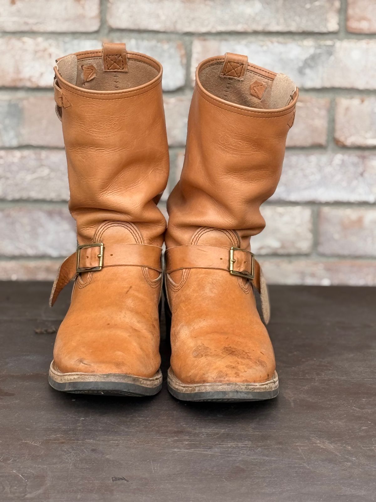 Photo by adriankgonzales on December 4, 2025 of the Wesco x S&S Van Cleef III in Unknown Natural Veg Tan.