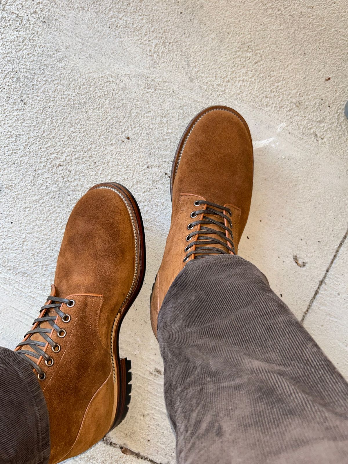 Photo by lowrollr on November 14, 2025 of the Viberg Service Boot in Horween Aged Bark Chamois Roughout.