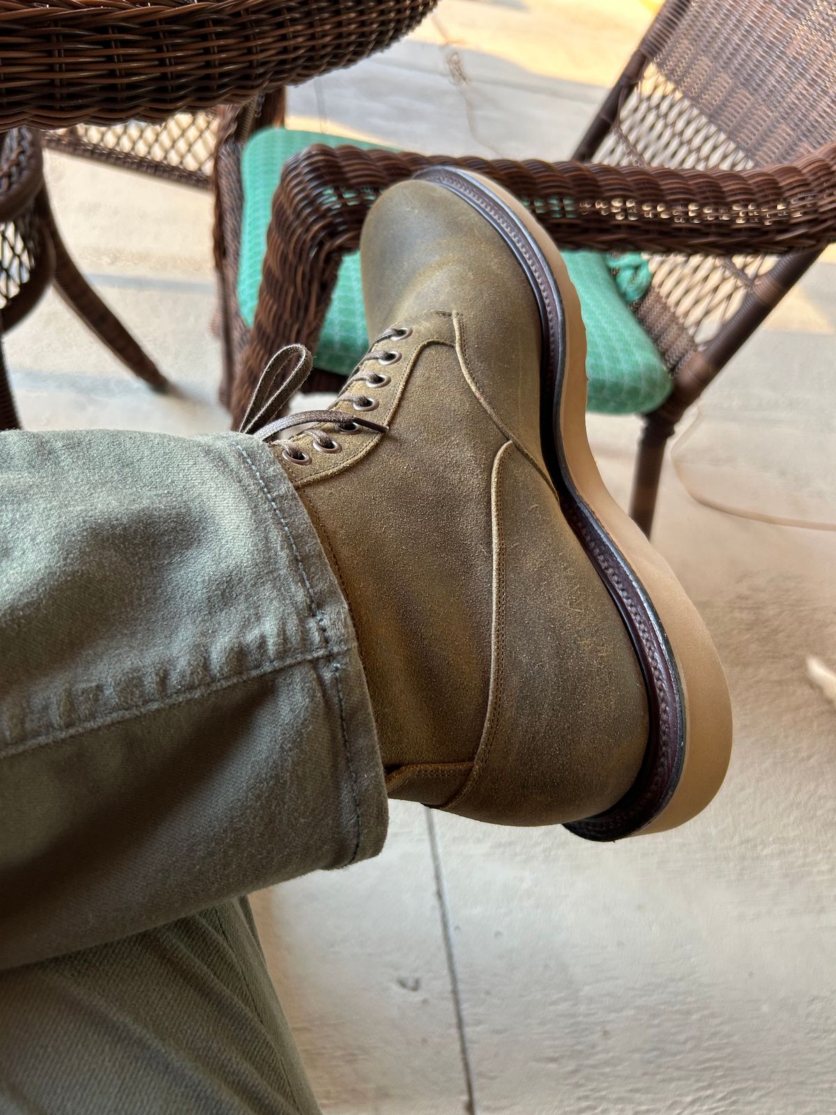 Photo by lowrollr on March 5, 2026 of the Viberg Scout Boot in Viberg / C.F. Stead Mojave Waxy Commander.