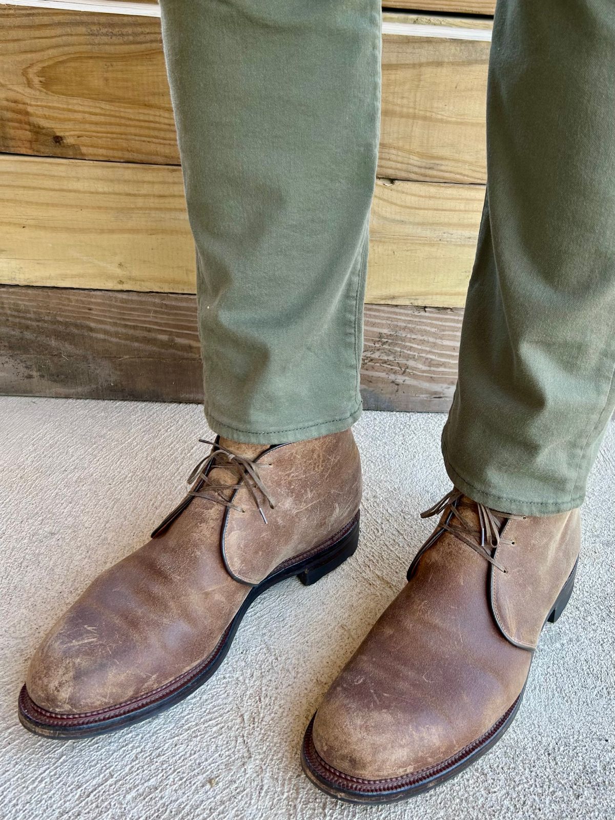 Photo by lowrollr on May 3, 2026 of the Viberg Uplands Boot in C.F. Stead Toast Waxy Commander.