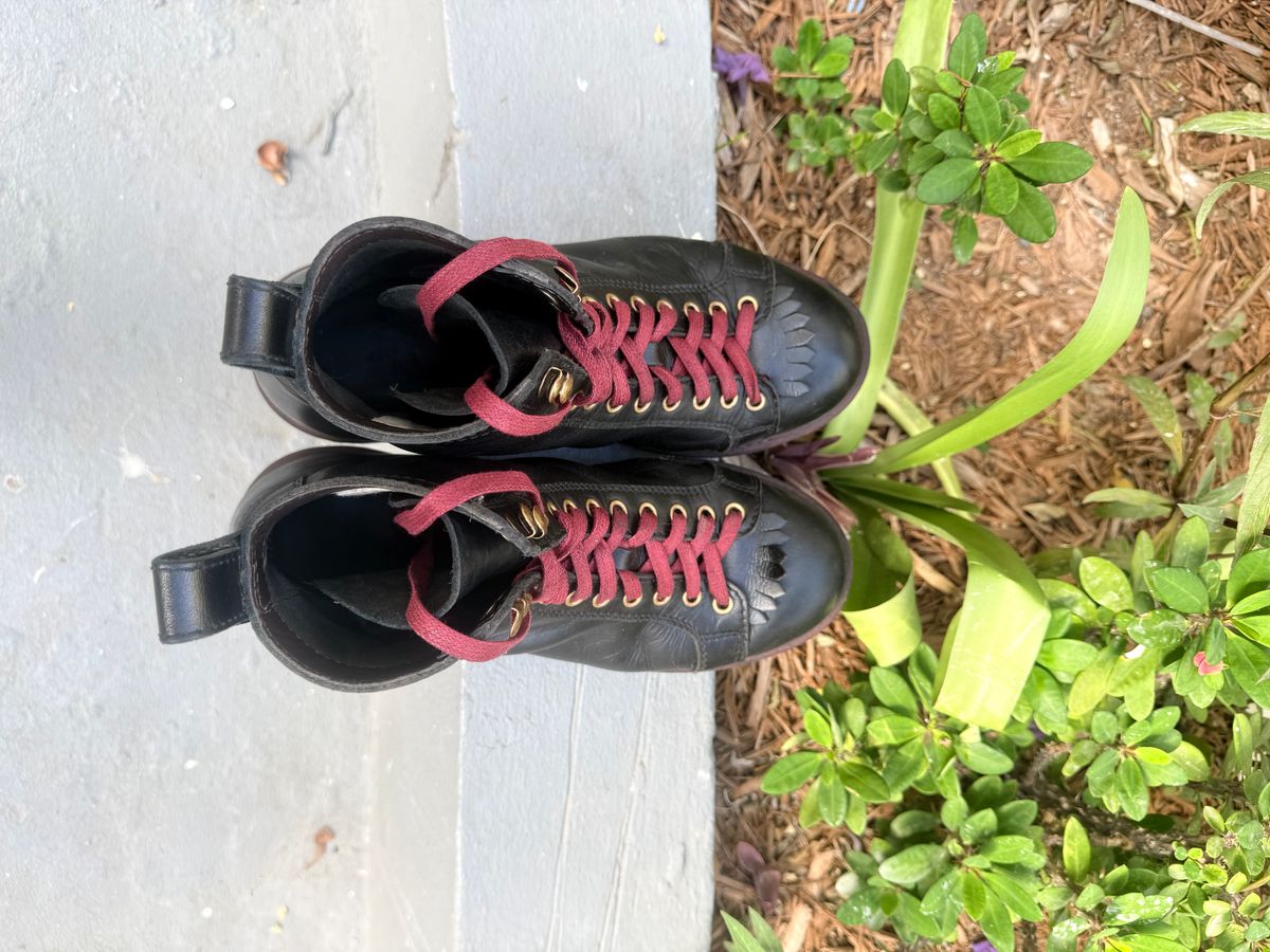 Photo by TheFadeLog on October 5, 2025 of the Craft & Glory Monkey Explorer 6” in Full Grain Waxed Water Buffalo.