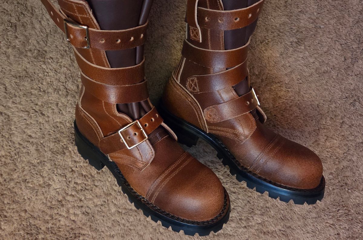 Photo by restowolf629 on August 10, 2025 of the Nicks TankerPro in Ember Waxed Flesh.