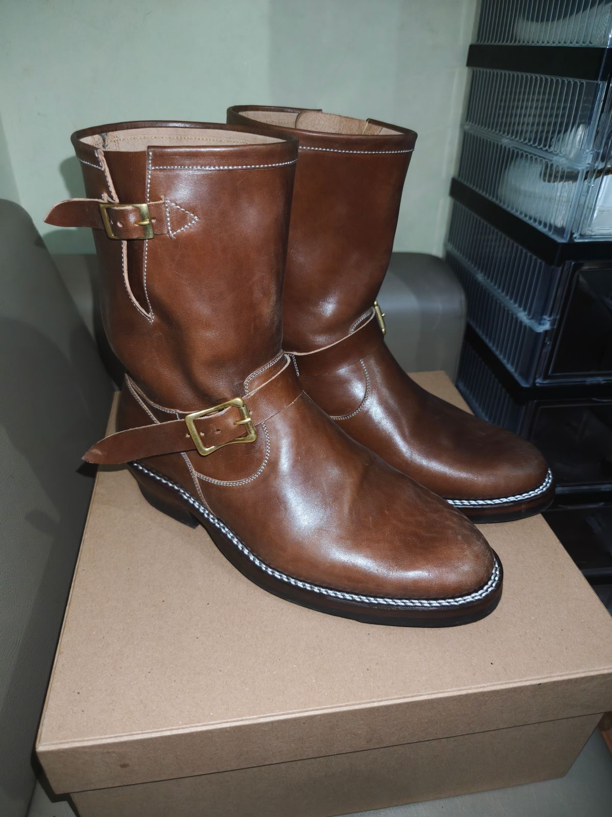 Photo by novrianhar on April 25, 2026 of the Junkard Engineer Boots in Maryam Toscanello TPR Horsebutt.