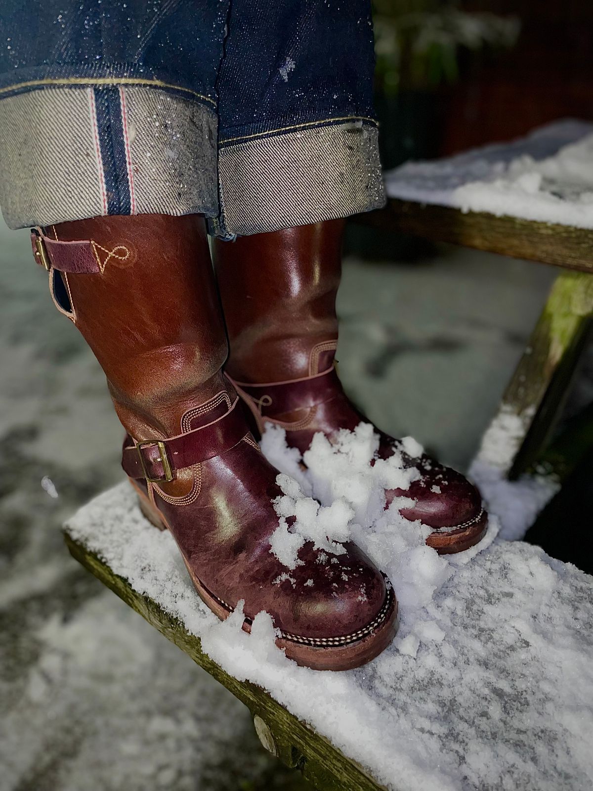 Photo by Parcelino_Sudigdo on December 1, 2024 of the Fortis Boots Tapak 1.0 Engineer boots in Maryam Toscanello TPR Horsebutt & Maryam Burgundy TPR Horsebutt.