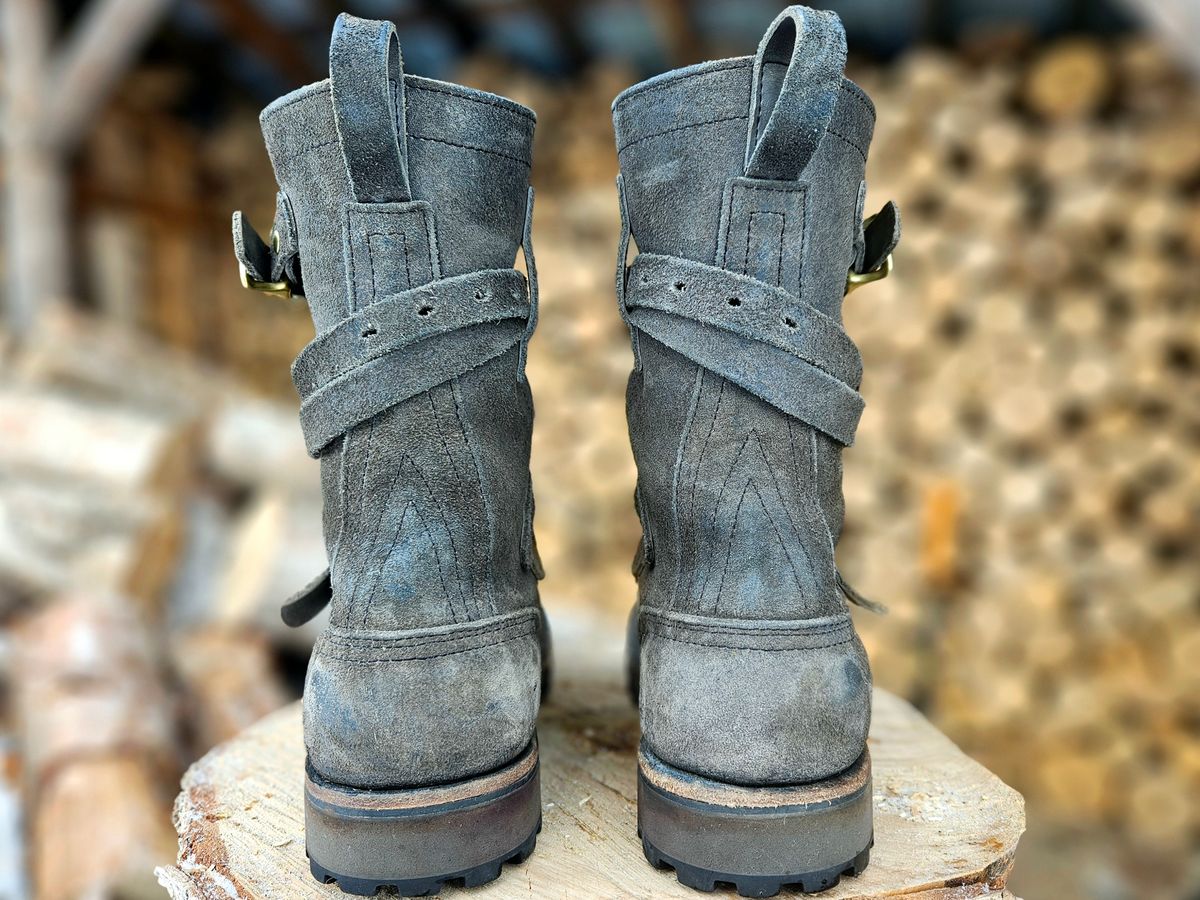 Photo by Theakkid on November 4, 2024 of the Nicks TankerPro in Nicks/Seidel 1964 Ash Gray Roughout.
