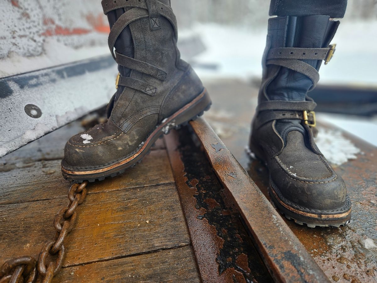 Photo by Theakkid on November 4, 2024 of the Nicks TankerPro in Nicks/Seidel 1964 Ash Gray Roughout.