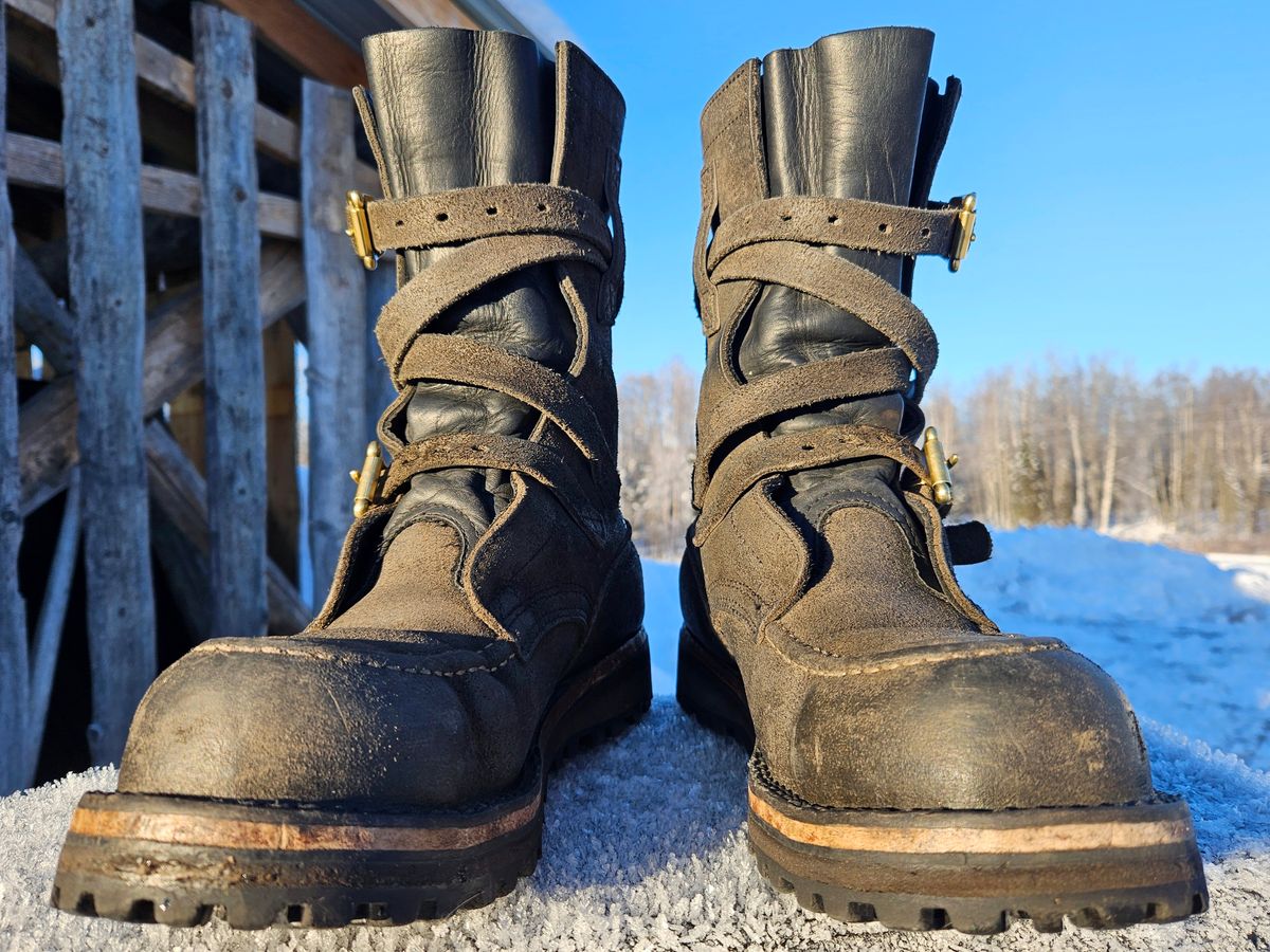 Photo by Theakkid on November 13, 2024 of the Nicks TankerPro in Nicks/Seidel 1964 Ash Gray Roughout.