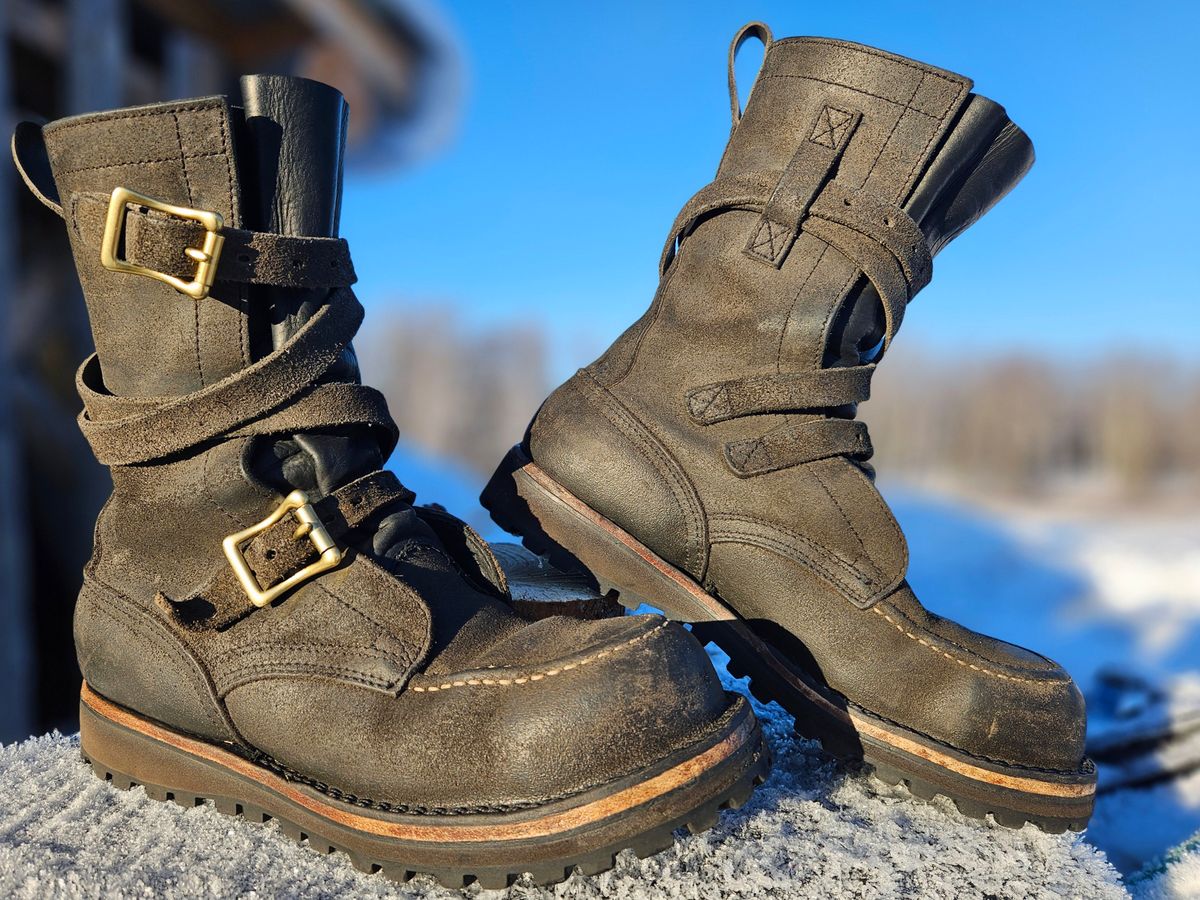 Photo by Theakkid on November 13, 2024 of the Nicks TankerPro in Nicks/Seidel 1964 Ash Gray Roughout.