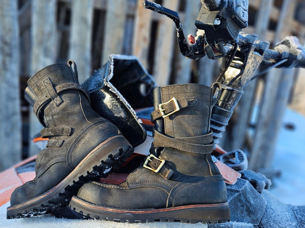 Photo by Theakkid on November 13, 2024 of the Nicks TankerPro in Nicks/Seidel 1964 Ash Gray Roughout.