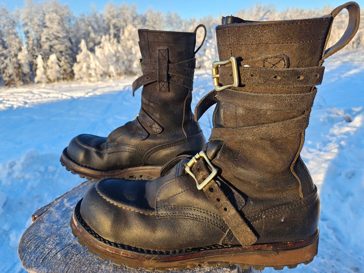 Photo by Theakkid on January 4, 2025 of the Nicks TankerPro in Nicks/Seidel 1964 Ash Gray Roughout.