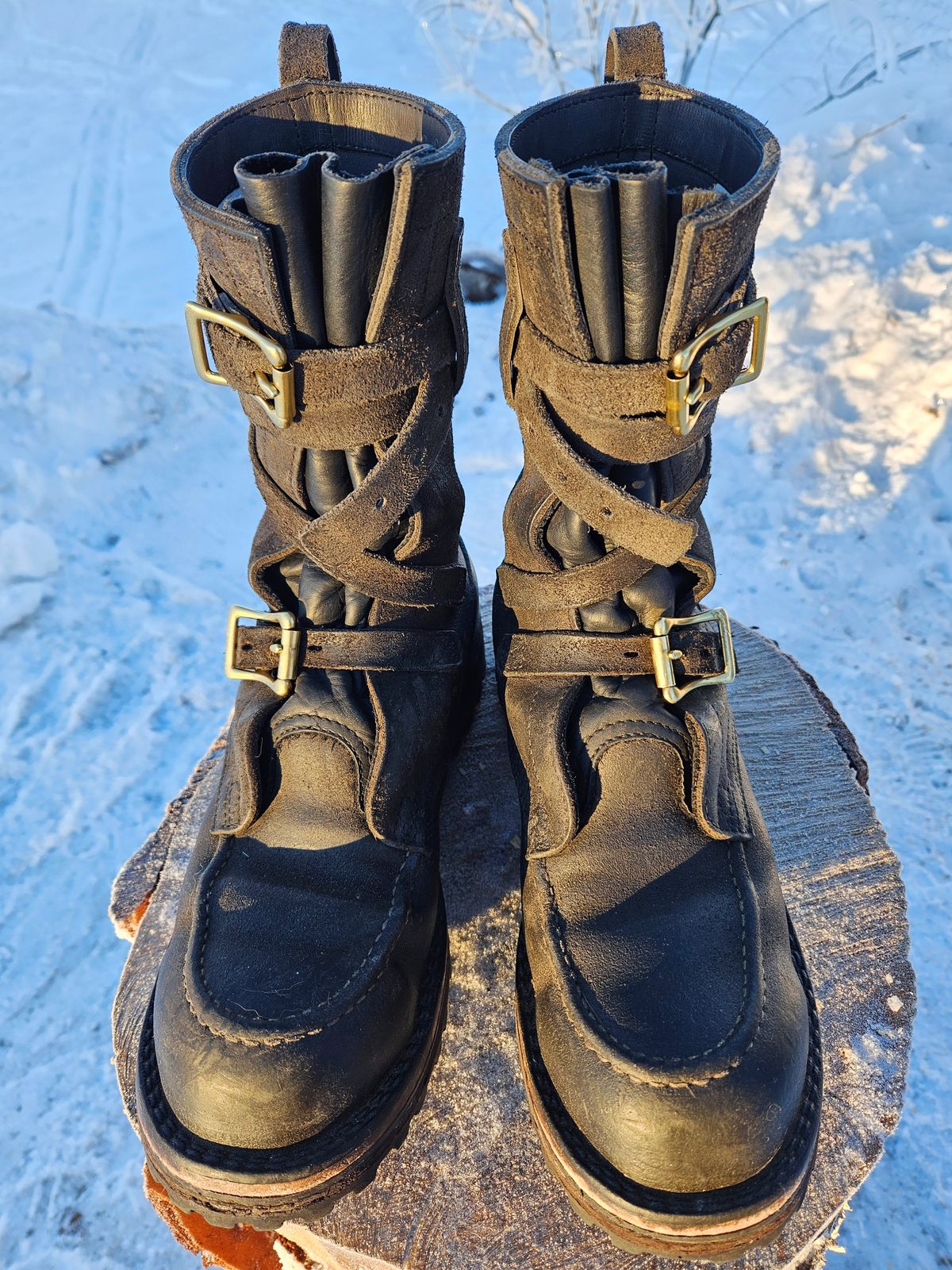 Photo by Theakkid on January 4, 2025 of the Nicks TankerPro in Nicks/Seidel 1964 Ash Gray Roughout.