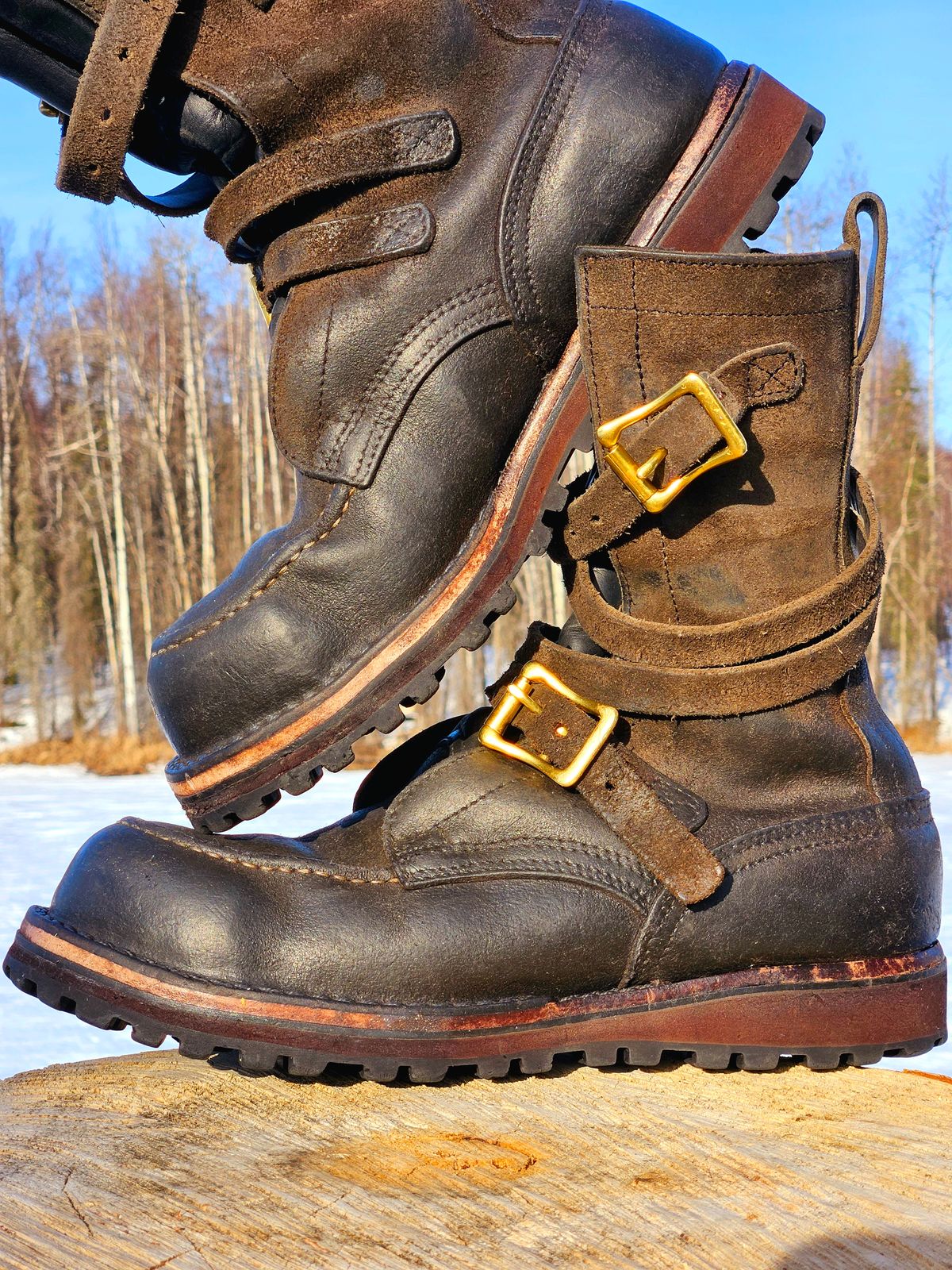Photo by Theakkid on April 1, 2025 of the Nicks TankerPro in Nicks/Seidel 1964 Ash Gray Roughout.