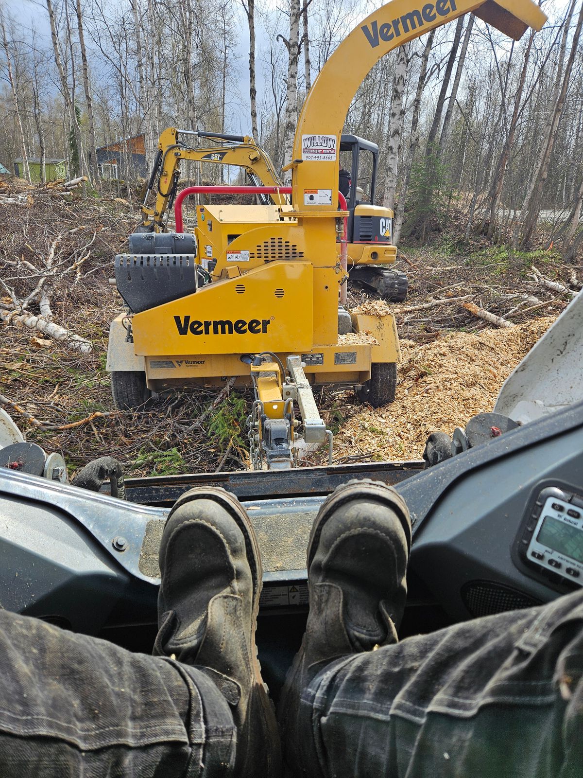 Photo by Theakkid on May 5, 2025 of the Nicks TankerPro in Nicks/Seidel 1964 Ash Gray Roughout.