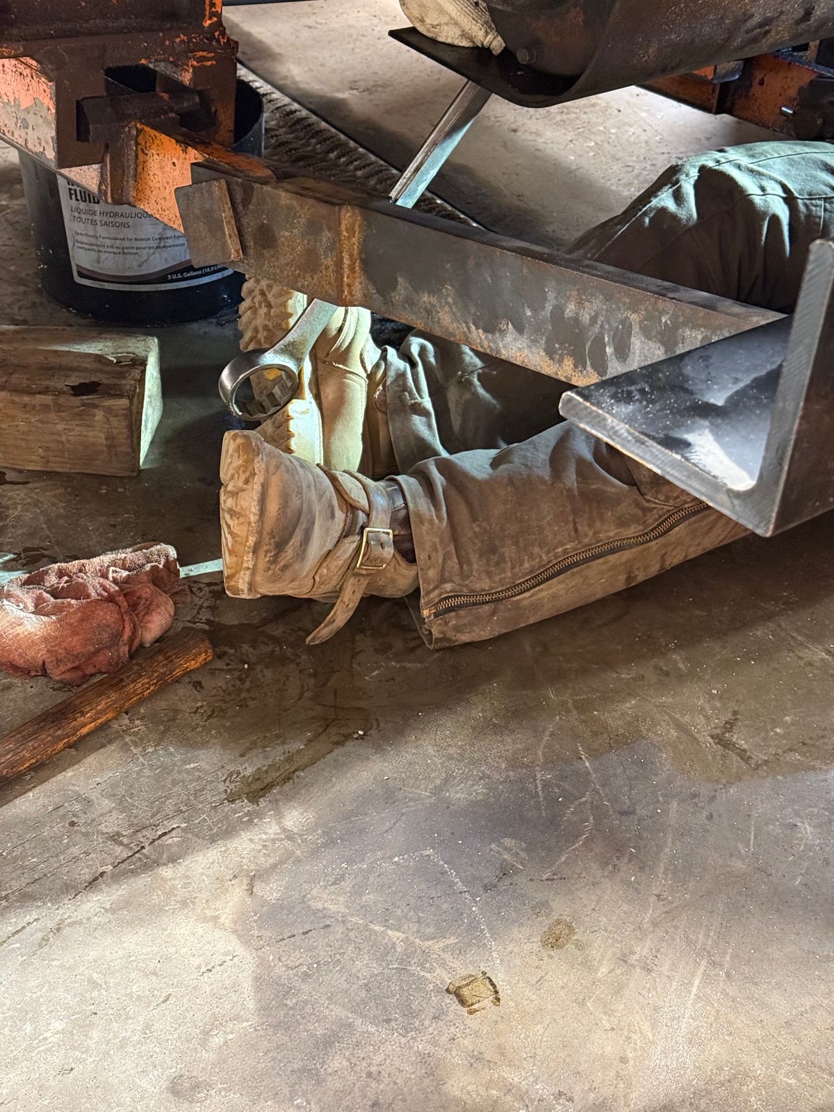 Photo by Theakkid on November 6, 2025 of the Nicks Nicks / Tactical Tankerpro in Seidel WeatherShield Brown.