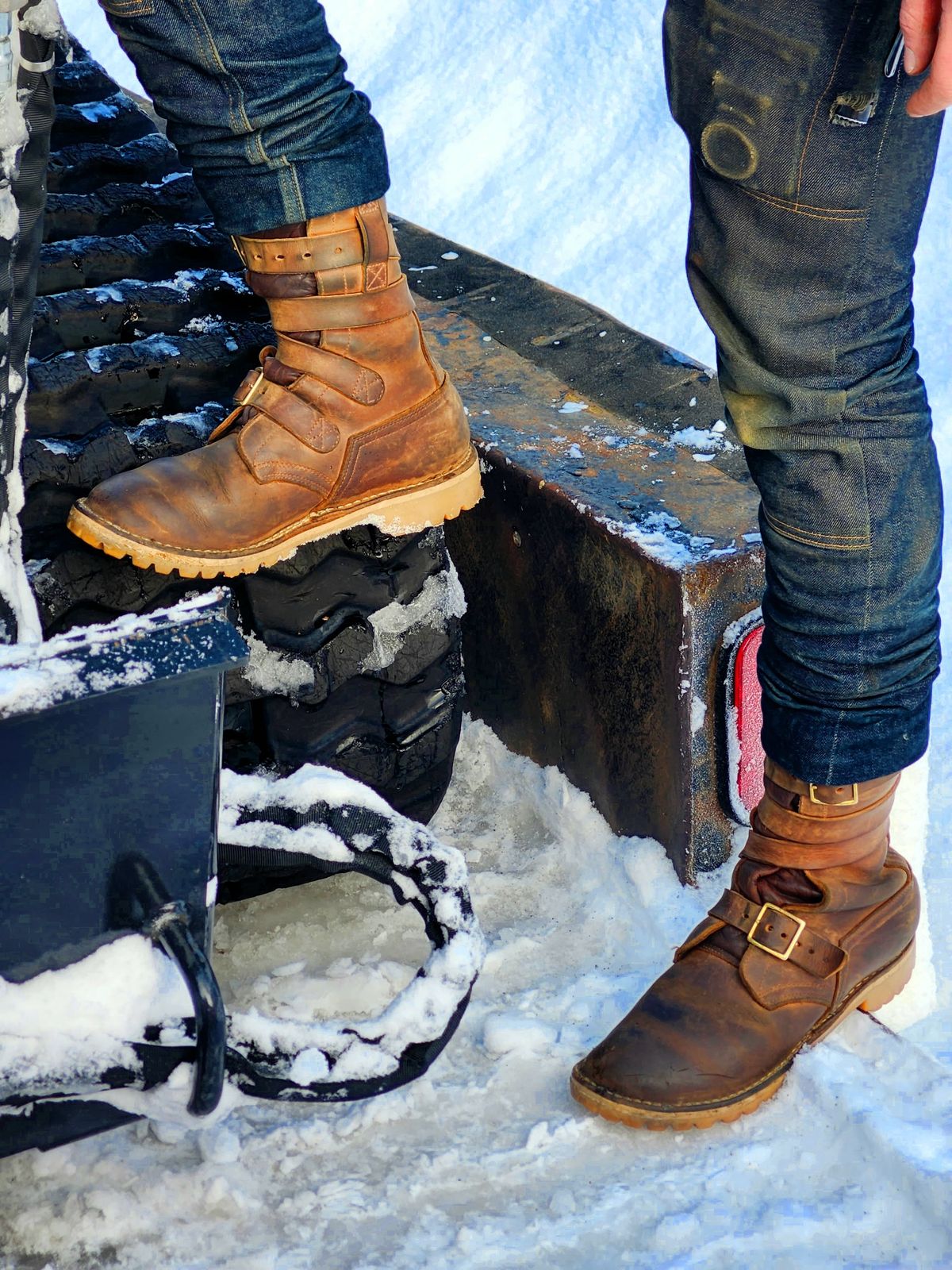 Photo by Theakkid on April 7, 2026 of the Nicks Nicks / Tactical Tankerpro in Seidel WeatherShield Brown.