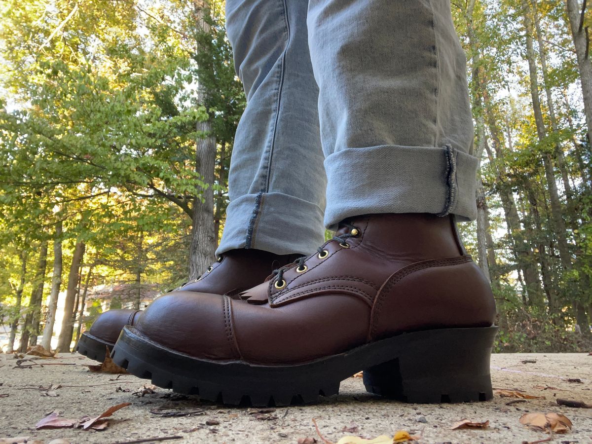 Photo by kweso on October 5, 2024 of the Frank's Boots Type 1 Commander in Seidel Chocolate Oil Tan.