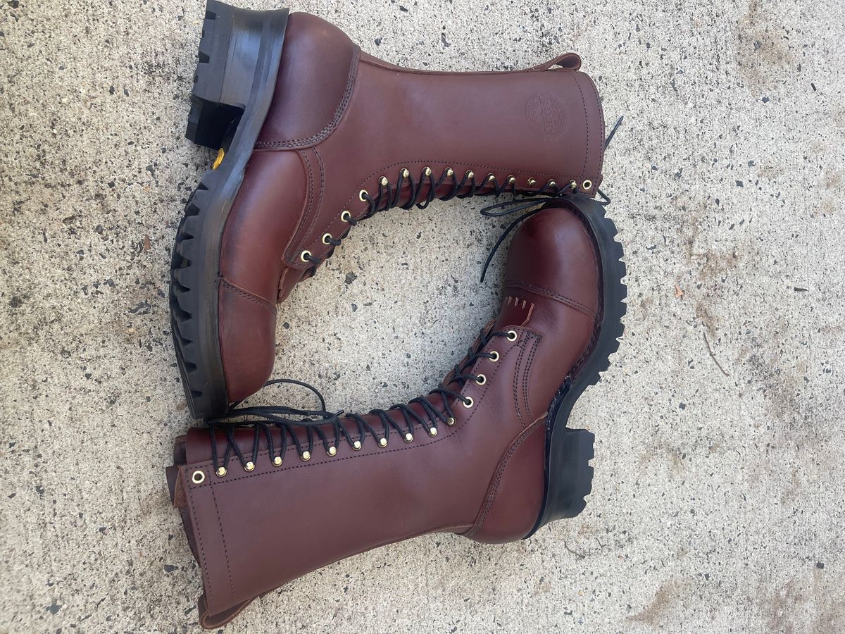 Photo by kweso on October 5, 2024 of the Frank's Boots Type 1 Commander in Seidel Chocolate Oil Tan.