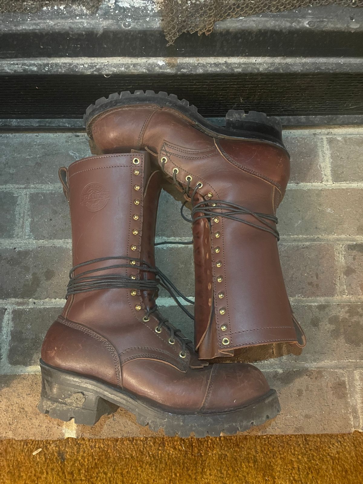Photo by kweso on November 6, 2024 of the Frank's Boots Type 1 Commander in Seidel Chocolate Oil Tan.