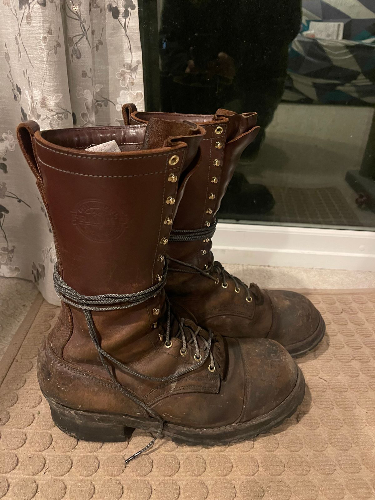 Photo by kweso on March 6, 2025 of the Frank's Boots Type 1 Commander in Seidel Chocolate Oil Tan.