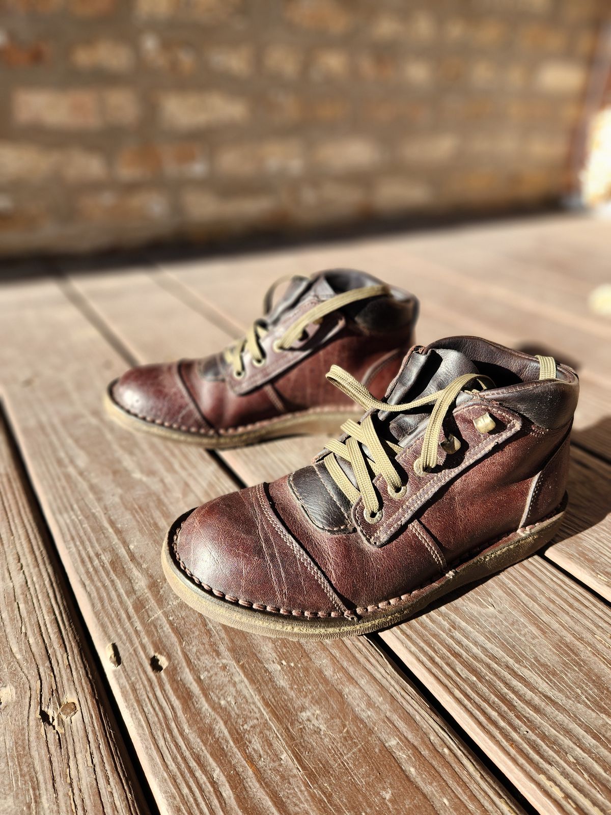 Photo by rollschoice on May 3, 2025 of the Jim Green African Ranger in African Buffalo Skin.