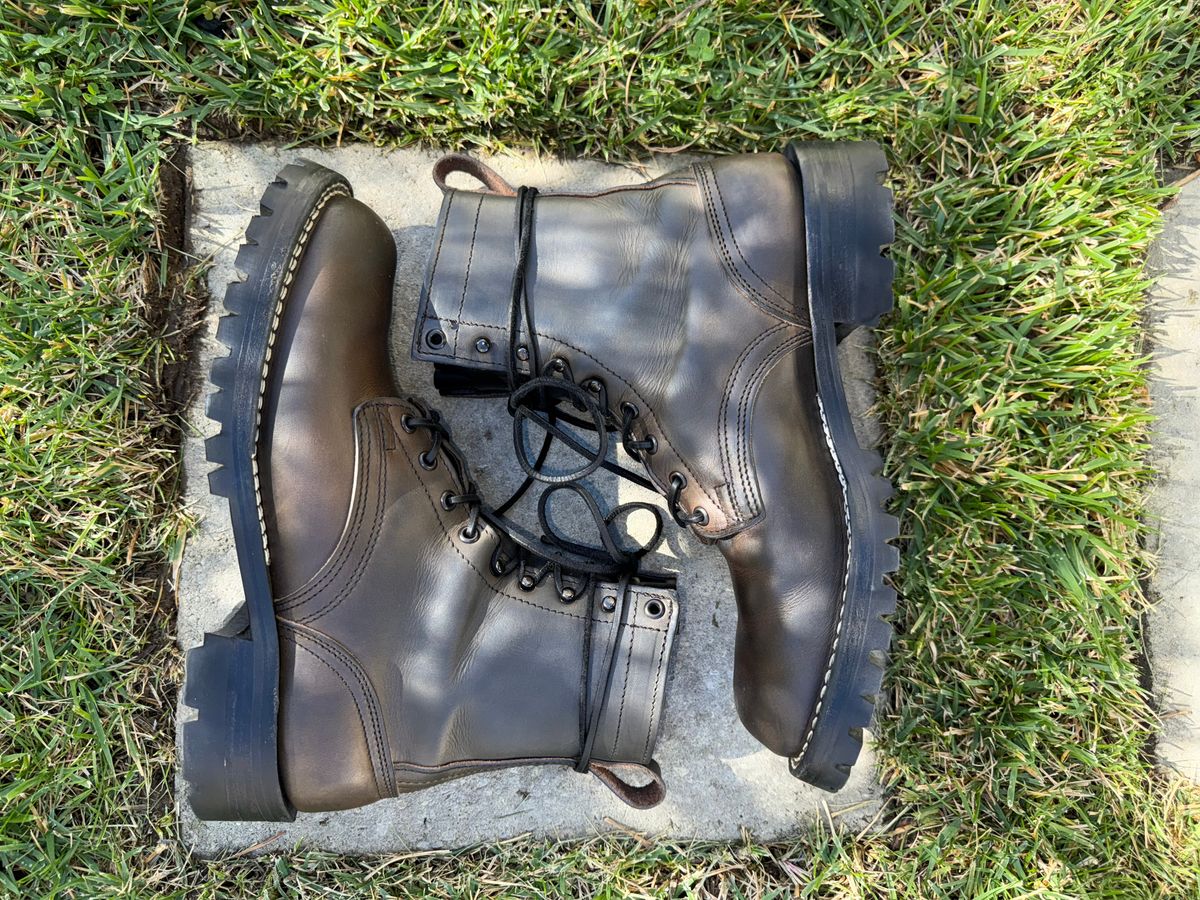 Photo by RubenHernandez on November 4, 2025 of the Nicks Custom Model in Wickett & Craig Slate Double Stuffed.