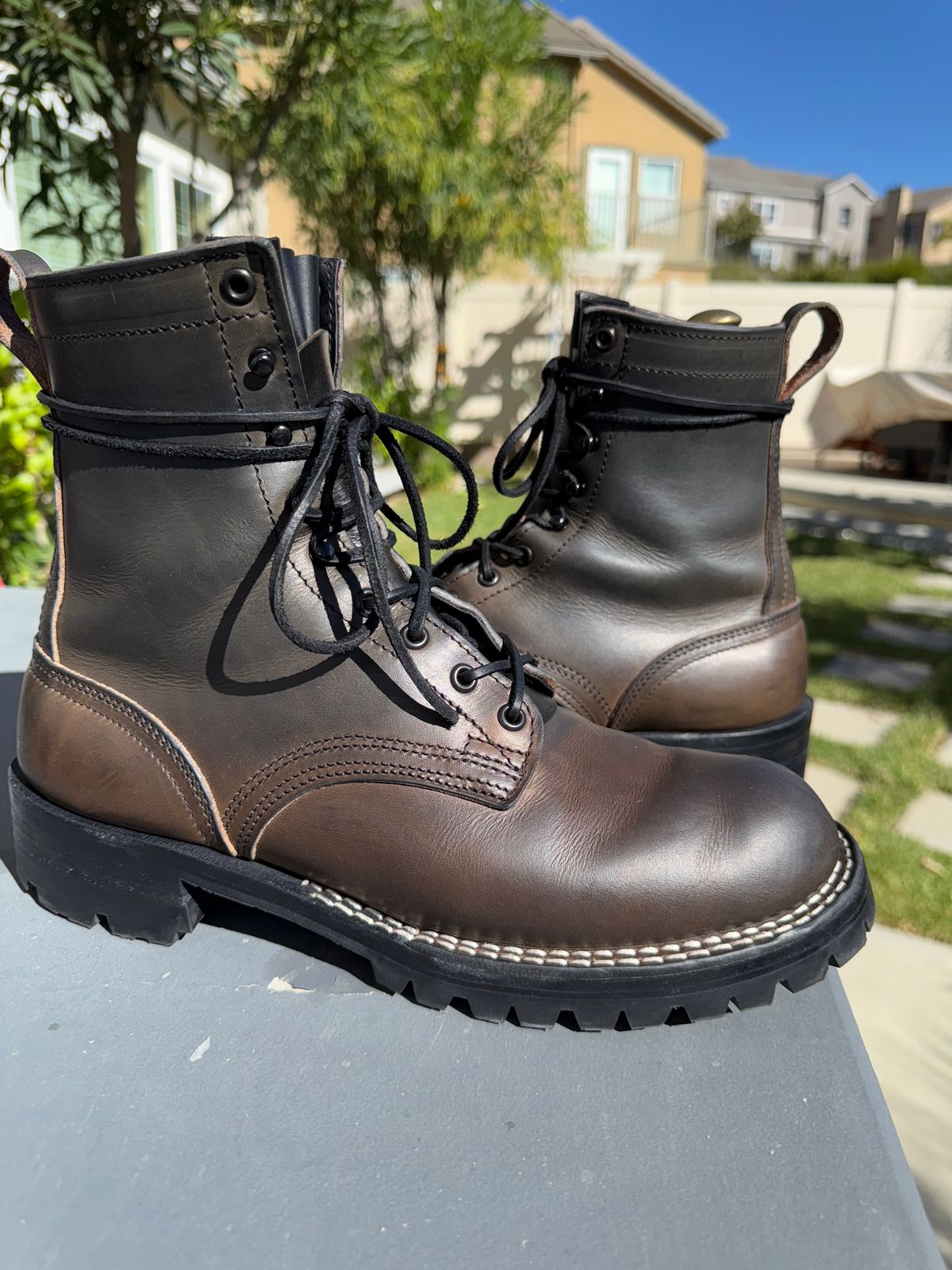 Photo by RubenHernandez on November 4, 2025 of the Nicks Custom Model in Wickett & Craig Slate Double Stuffed.