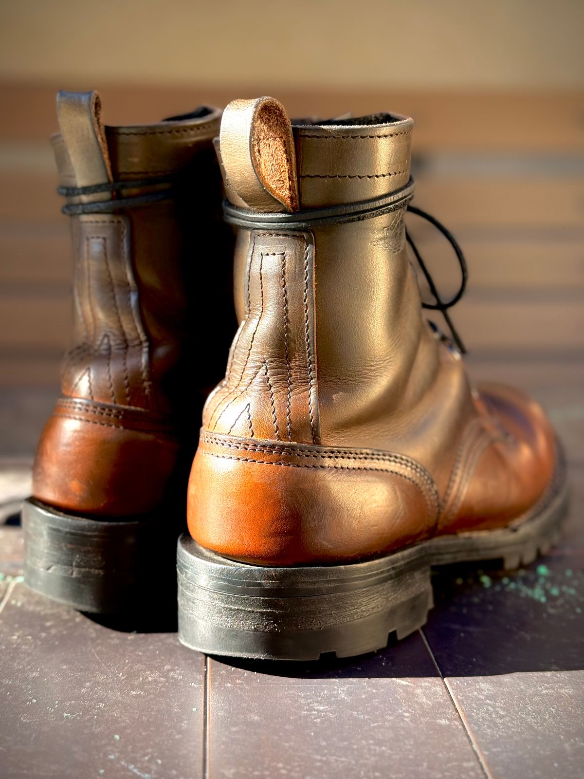 Photo by RubenHernandez on March 5, 2026 of the Nicks Custom Model in Wickett & Craig Slate Double Stuffed.