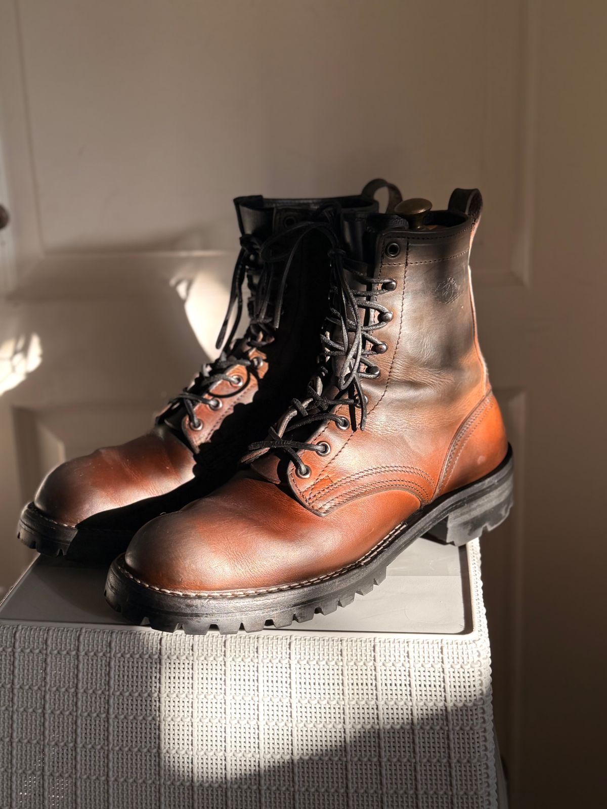 Photo by RubenHernandez on March 25, 2026 of the Nicks Custom Model in Wickett & Craig Slate Double Stuffed.