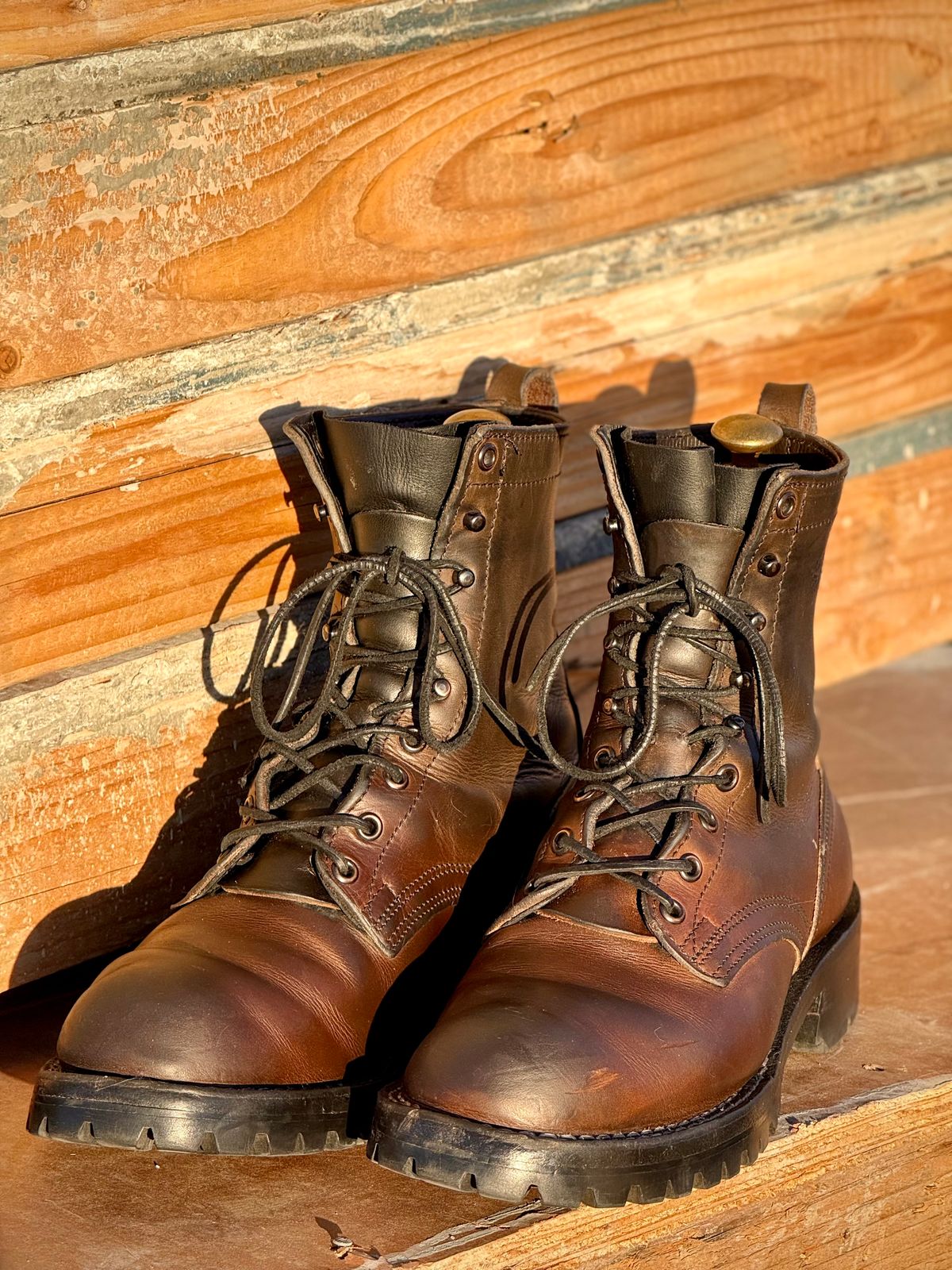 Photo by RubenHernandez on April 5, 2026 of the Nicks Custom Model in Wickett & Craig Slate Double Stuffed.