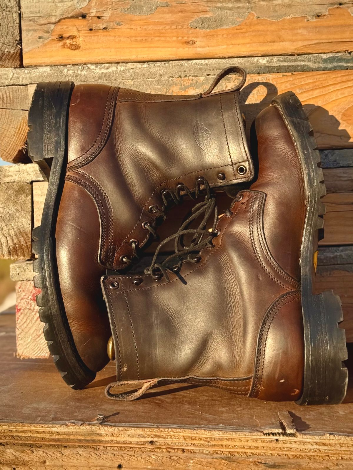 Photo by RubenHernandez on April 5, 2026 of the Nicks Custom Model in Wickett & Craig Slate Double Stuffed.