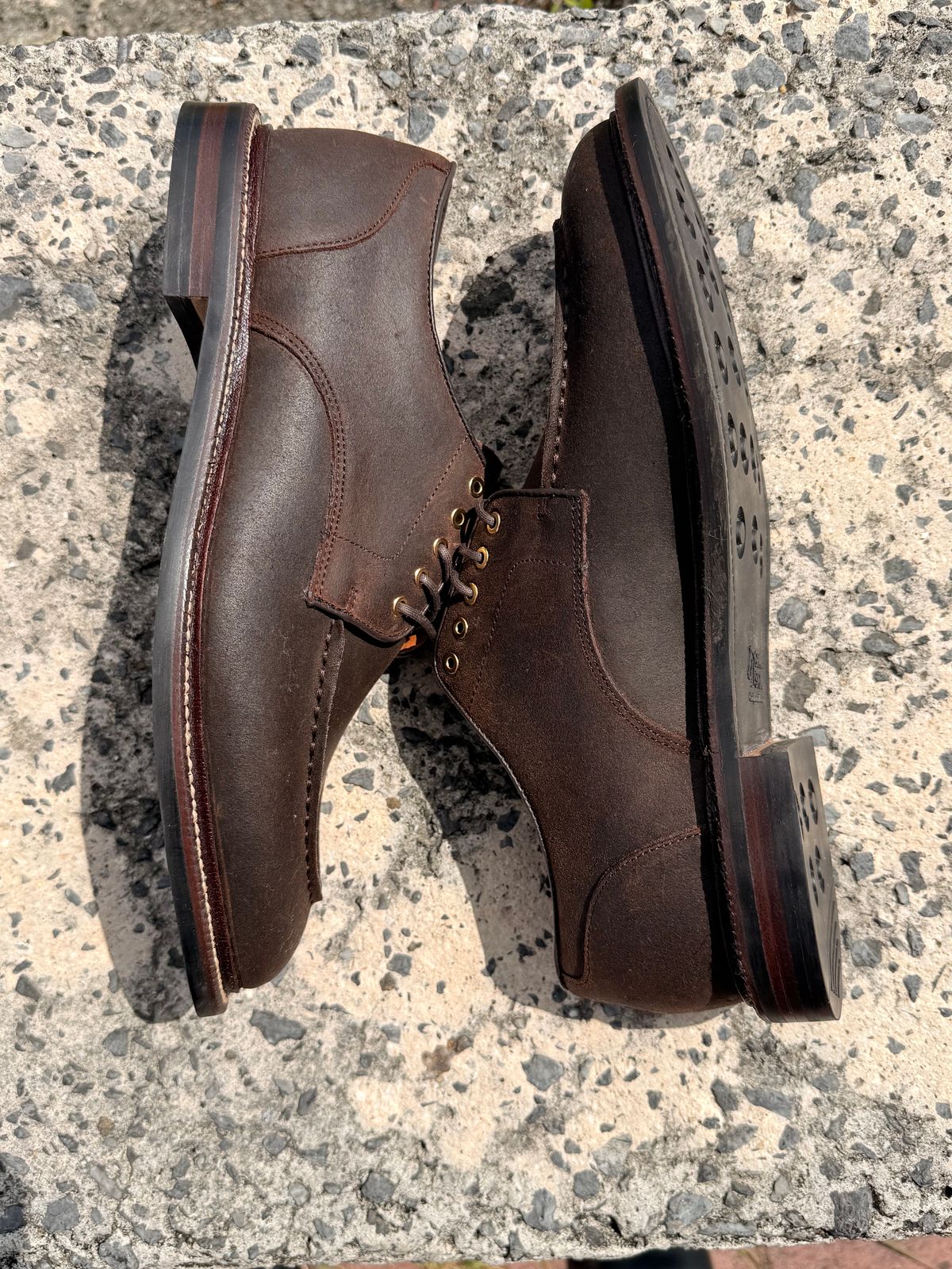 Photo by ShaneFades on October 4, 2025 of the Grant Stone Moc Toe Derby in C.F. Stead Tobacco Waxy Commander Suede.