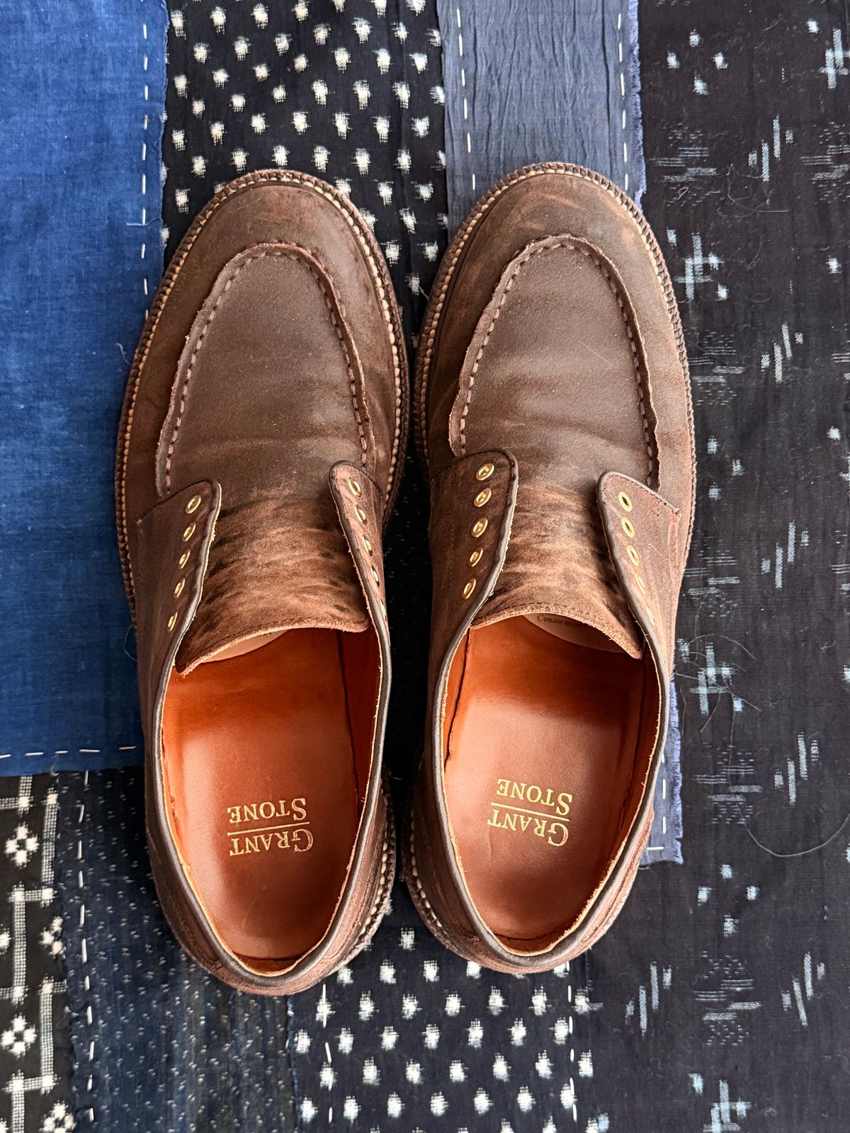 Photo by ShaneFades on December 5, 2025 of the Grant Stone Moc Toe Derby in C.F. Stead Tobacco Waxy Commander Suede.