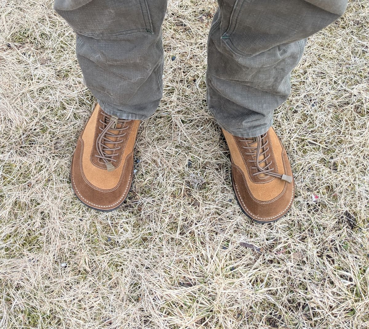 Photo by tumi on March 12, 2025 of the Turriff Functional Footwear C-02 in C.F. Stead Brown Repello Calf Suede.