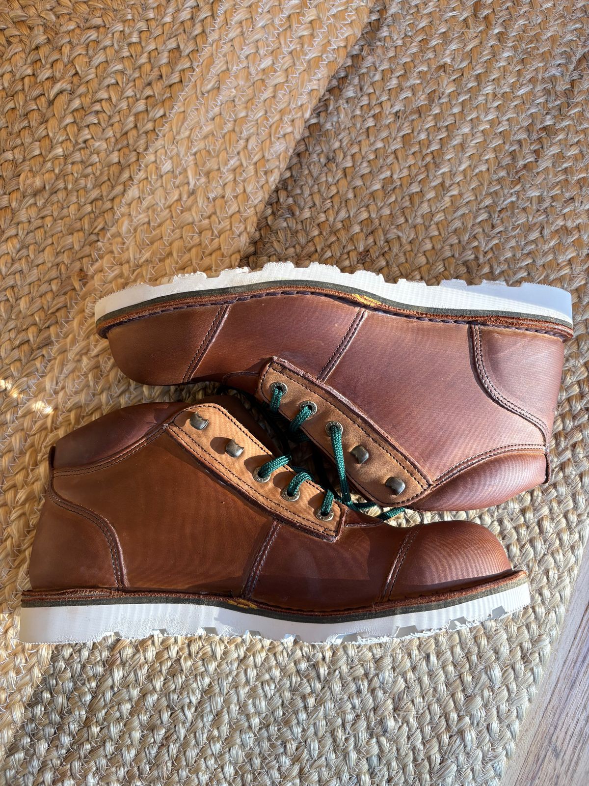 Photo by howland90 on October 1, 2025 of the Jim Green African Ranger Composite Toe in Fudge Crazy Horse.