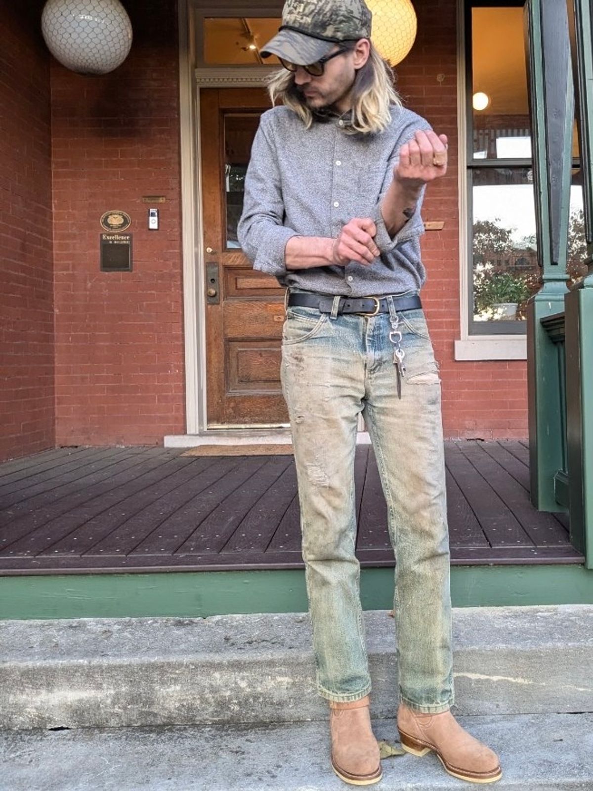 Photo by DuaneBerry on October 2, 2024 of the Unsung U 22-2 Engineer Boot in Horween Nubuck.