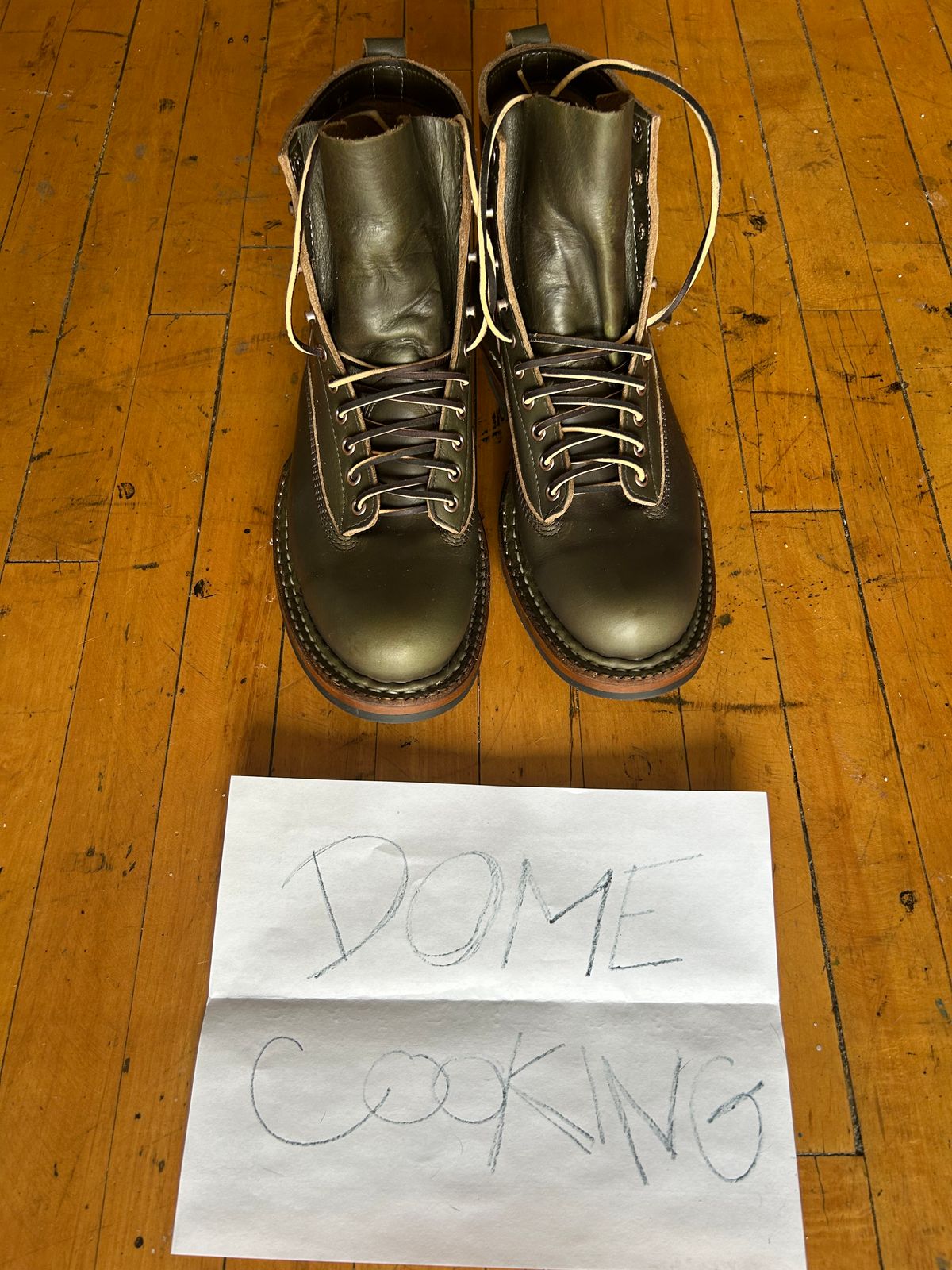 Photo by sundriver on November 1, 2025 of the White's 350 Cutter in Horween Greener Pastures Dublin.