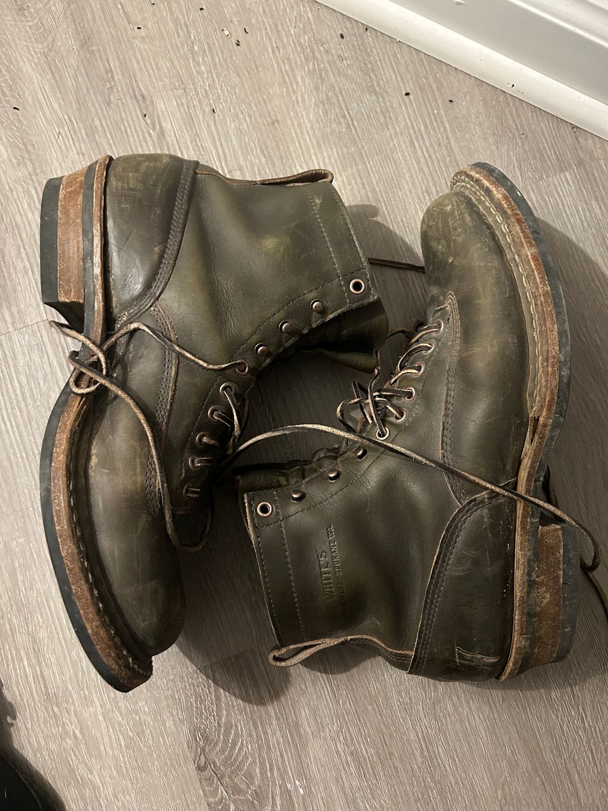 Photo by sundriver on December 5, 2025 of the White's 350 Cutter in Horween Greener Pastures Dublin.