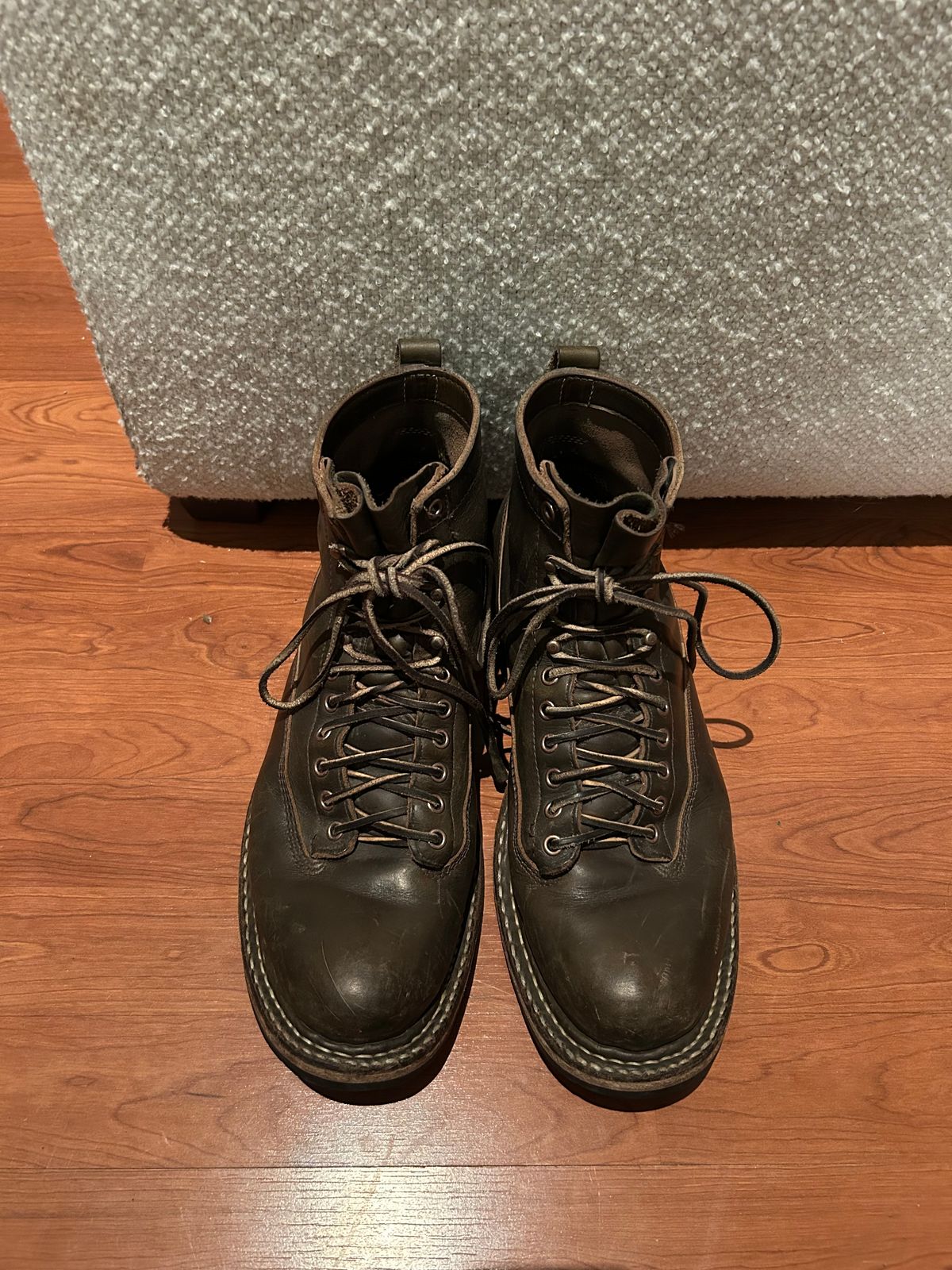 Photo by sundriver on January 6, 2026 of the White's 350 Cutter in Horween Greener Pastures Dublin.