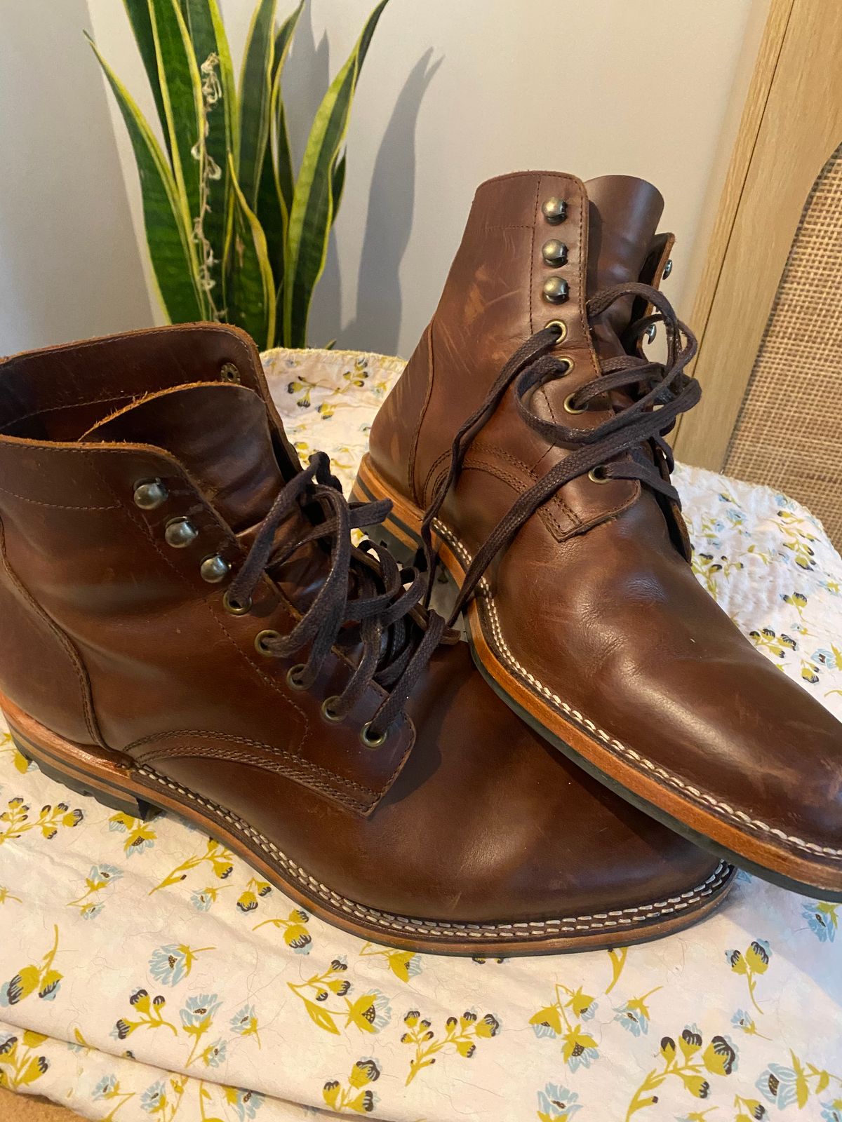Photo by cereus0843 on November 6, 2025 of the Parkhurst The Allen in Tempesti Chestnut Veg Tan.