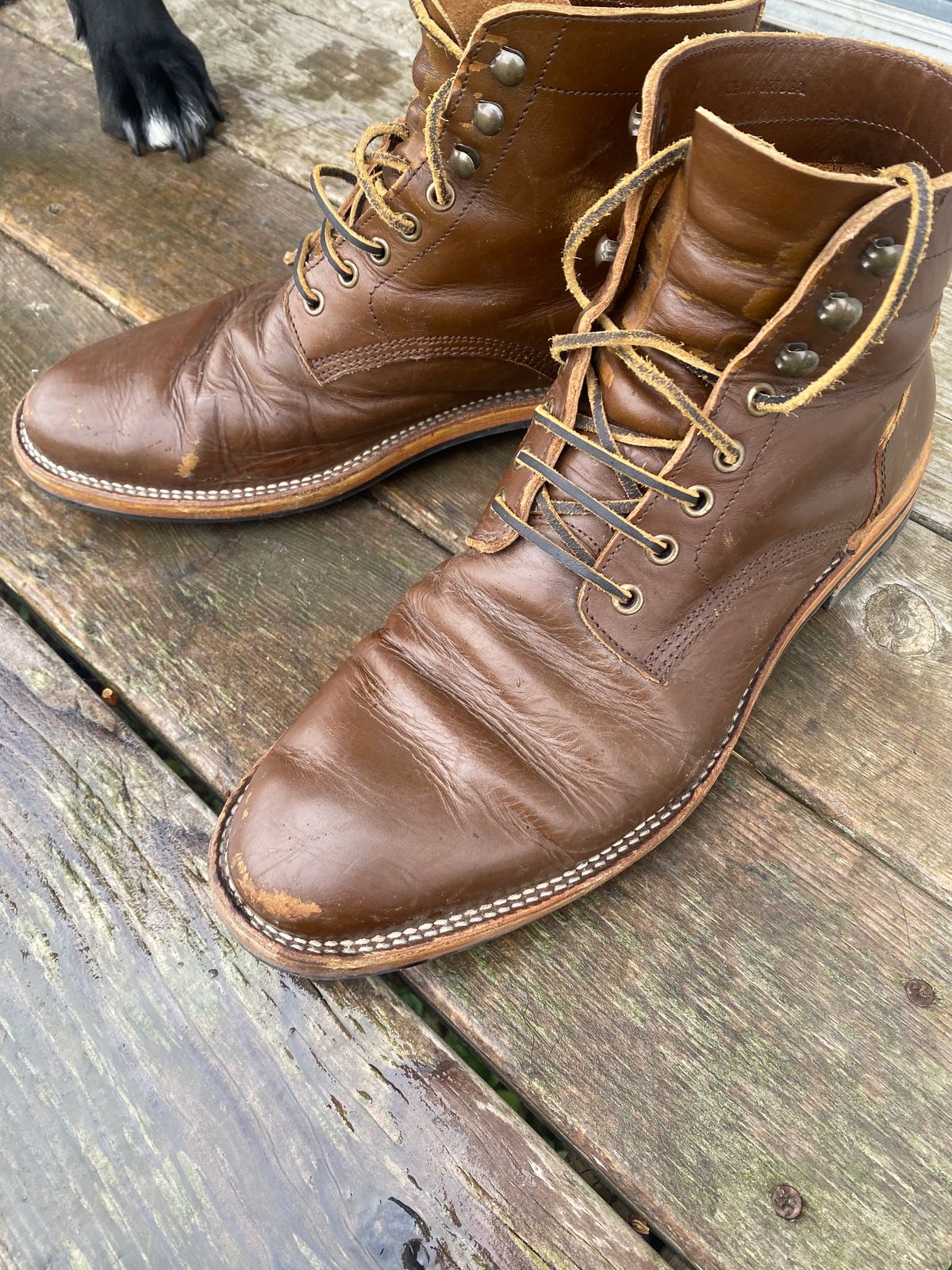 Photo by cereus0843 on December 2, 2025 of the Parkhurst The Allen in Italpel Caramel Teacore Veg Tan.