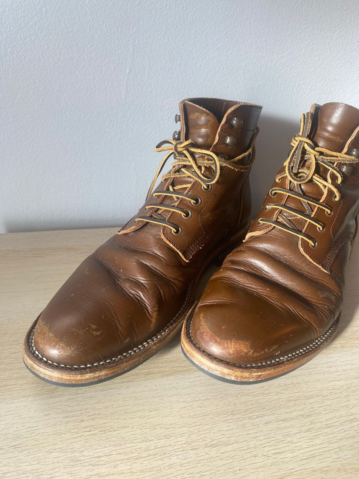 Photo by cereus0843 on January 3, 2026 of the Parkhurst The Allen in Italpel Caramel Teacore Veg Tan.