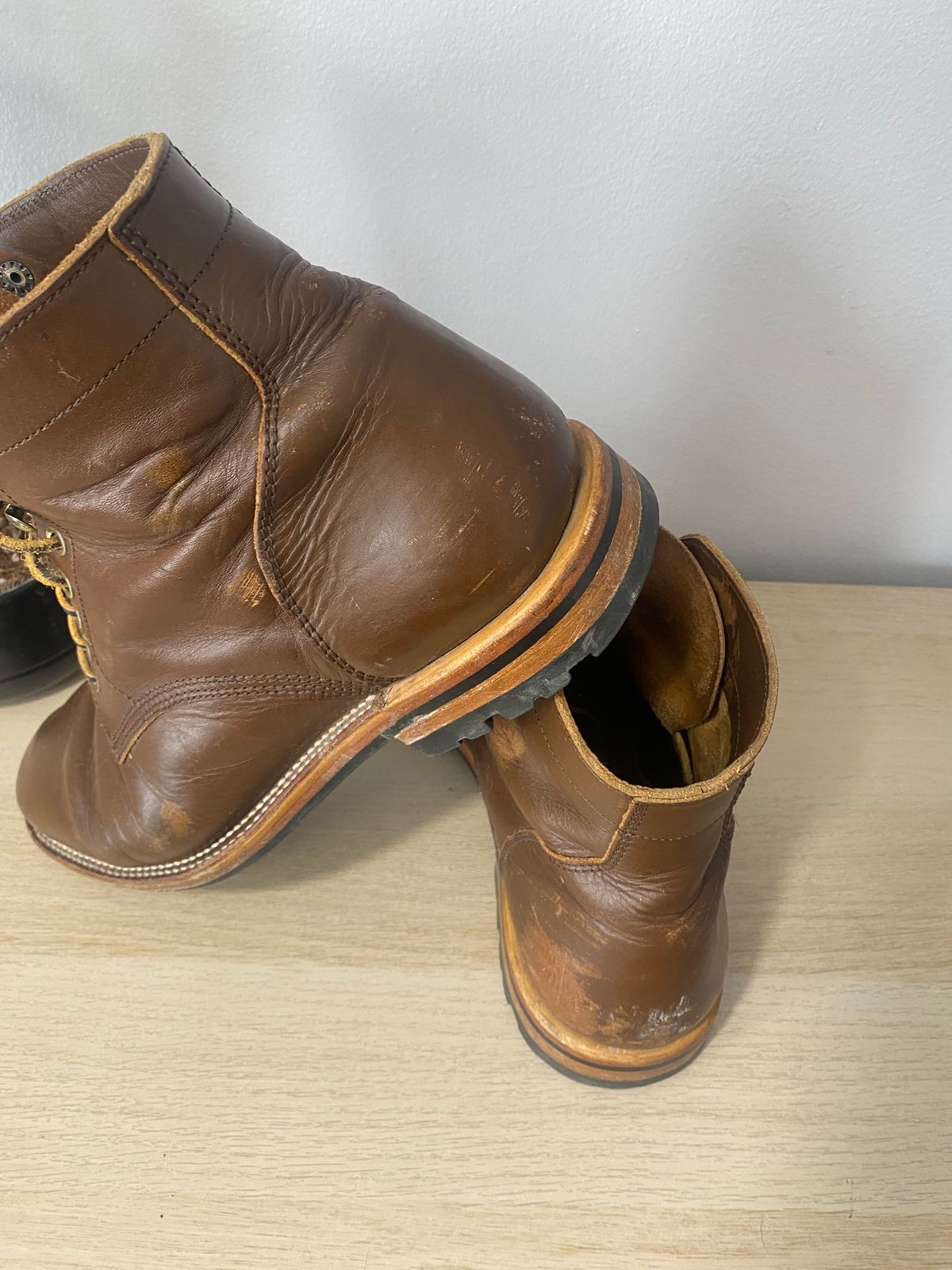 Photo by cereus0843 on March 5, 2026 of the Parkhurst The Allen in Italpel Caramel Teacore Veg Tan.