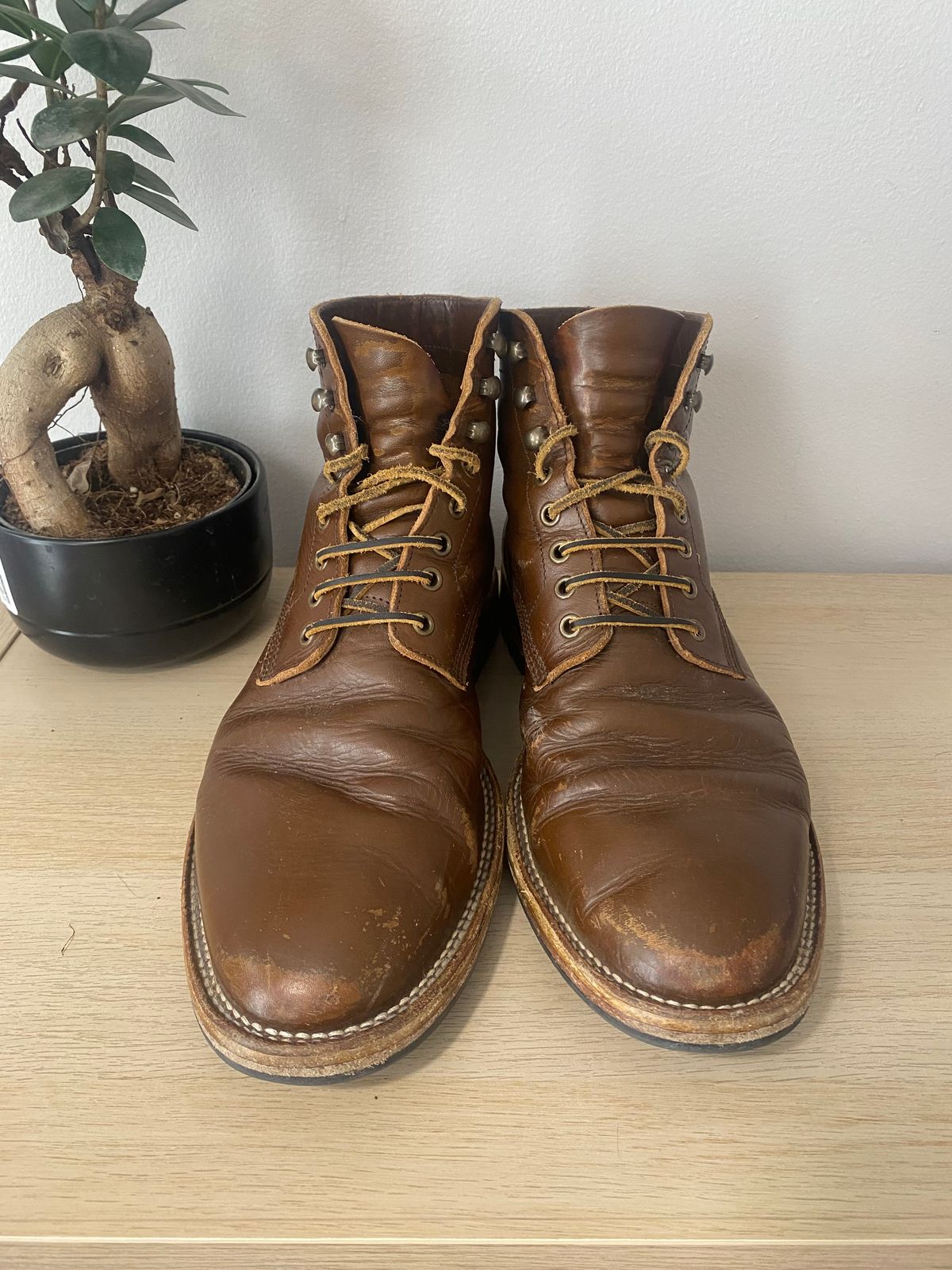 Photo by cereus0843 on March 5, 2026 of the Parkhurst The Allen in Italpel Caramel Teacore Veg Tan.