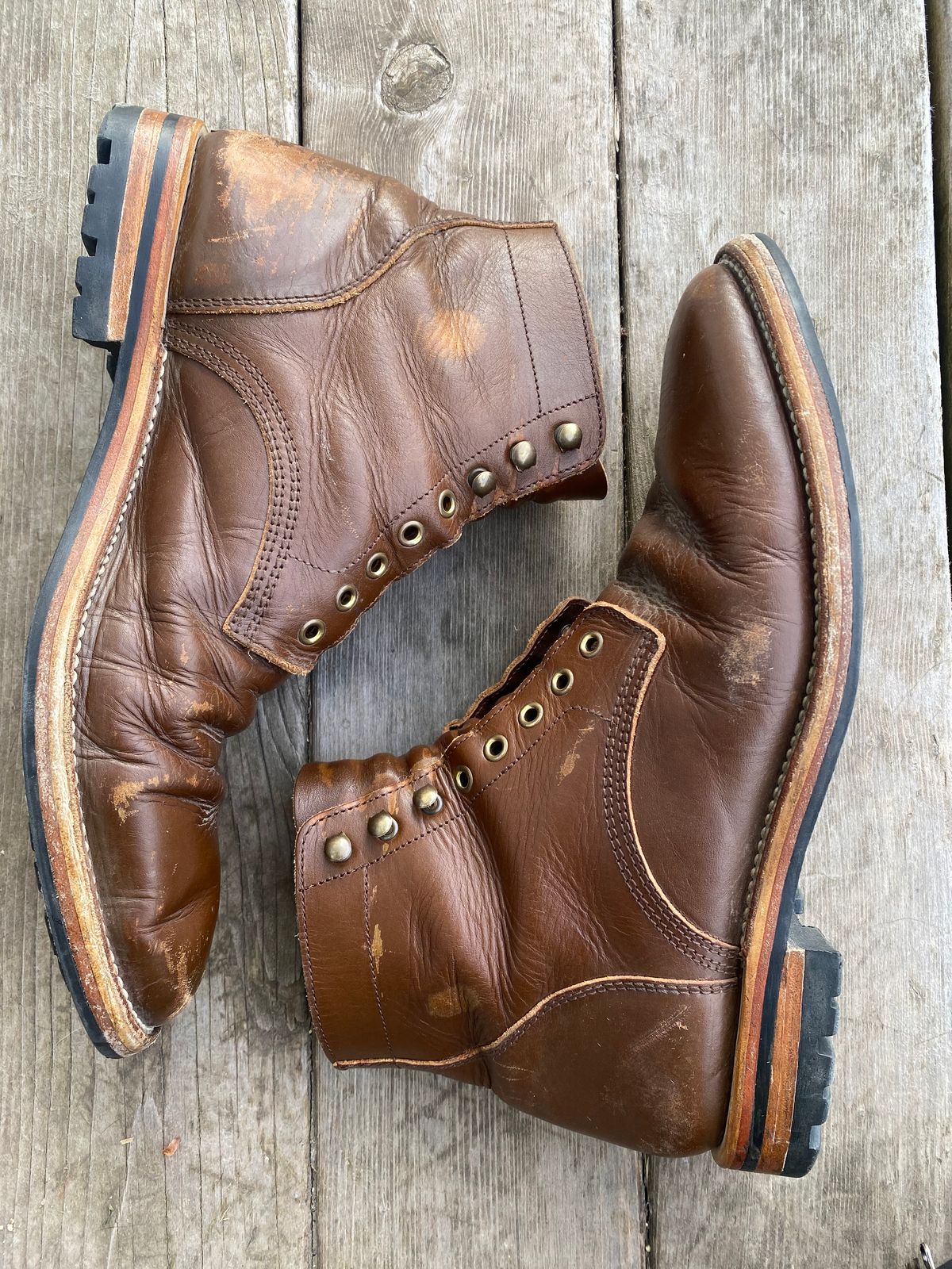 Photo by cereus0843 on April 6, 2026 of the Parkhurst The Allen in Italpel Caramel Teacore Veg Tan.