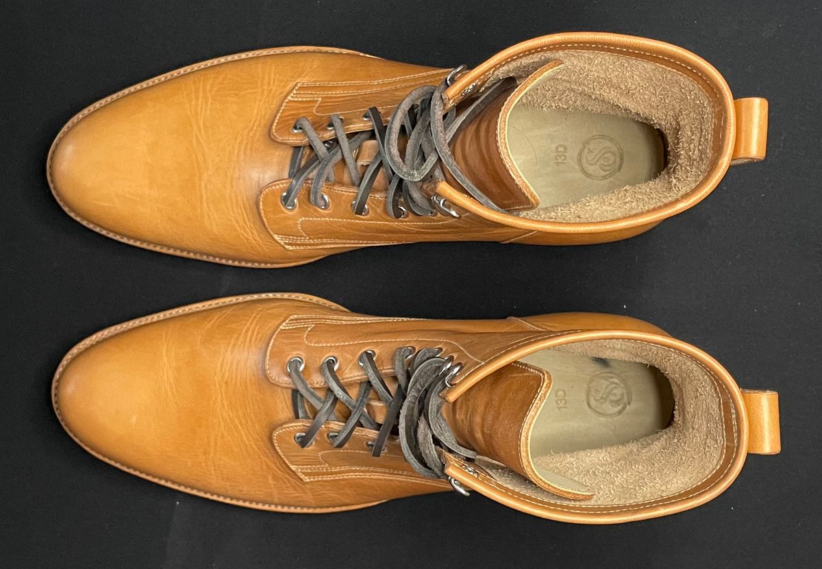 Photo by MMcC on October 5, 2024 of the Skuce Shoes 8" Derby Boot MTO in Horween Natural Dublin.
