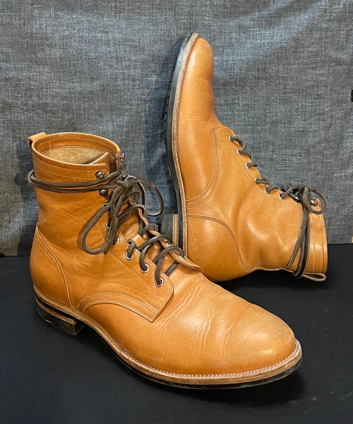 Photo by MMcC on January 6, 2025 of the Skuce Shoes 8" Derby Boot MTO in Horween Natural Dublin.