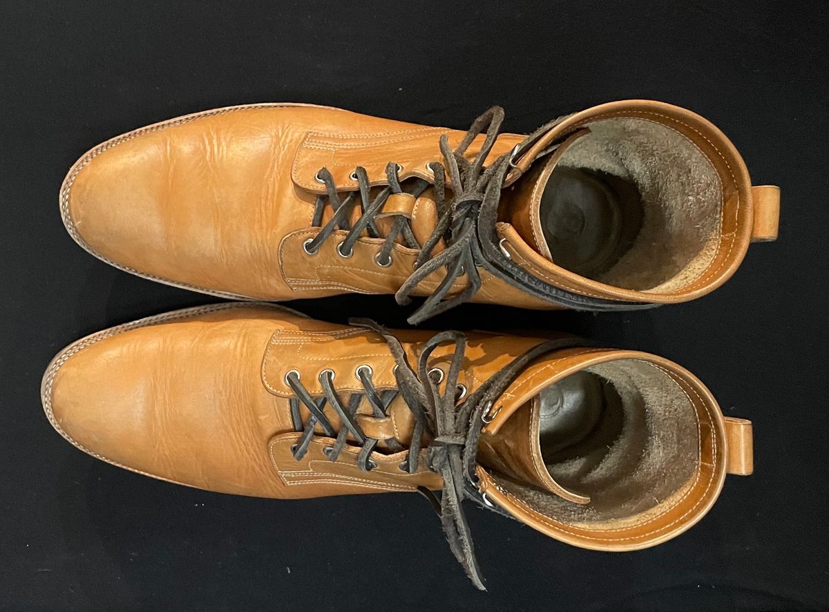 Photo by MMcC on January 6, 2025 of the Skuce Shoes 8" Derby Boot MTO in Horween Natural Dublin.