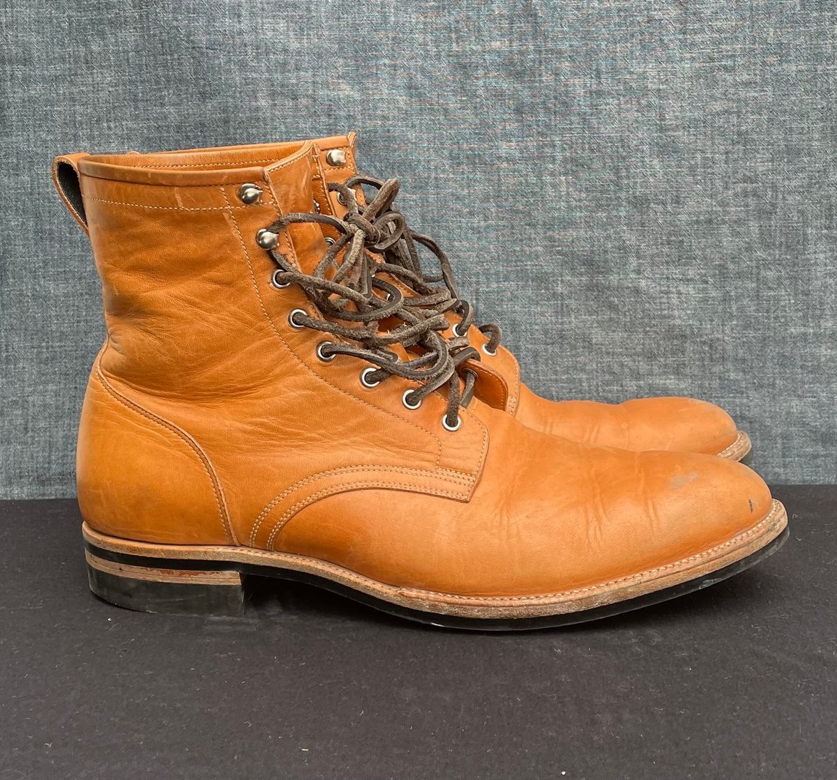 Photo by MMcC on March 5, 2025 of the Skuce Shoes 8" Derby Boot MTO in Horween Natural Dublin.