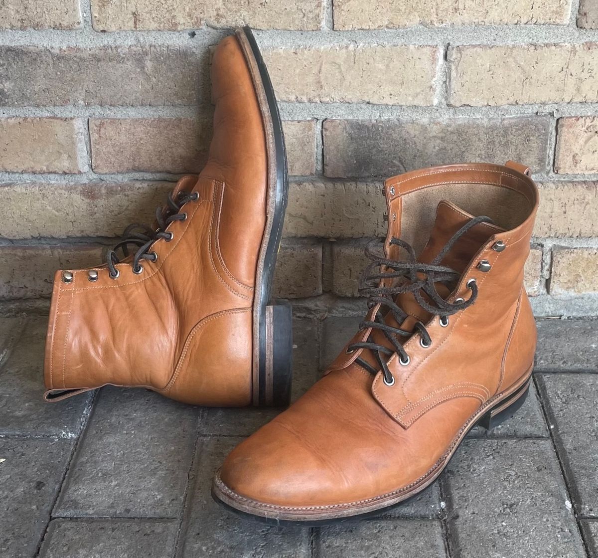 Photo by MMcC on April 4, 2025 of the Skuce Shoes 8" Derby Boot MTO in Horween Natural Dublin.